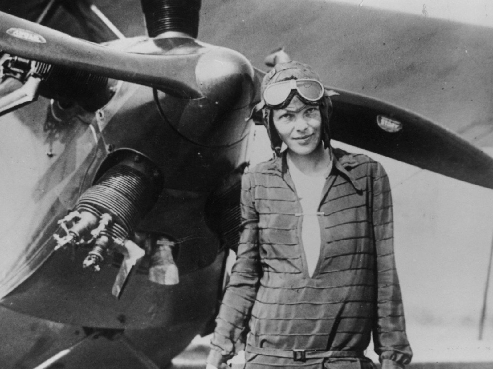 1600x1200 Amelia Earhart's Plane Found? Here's
