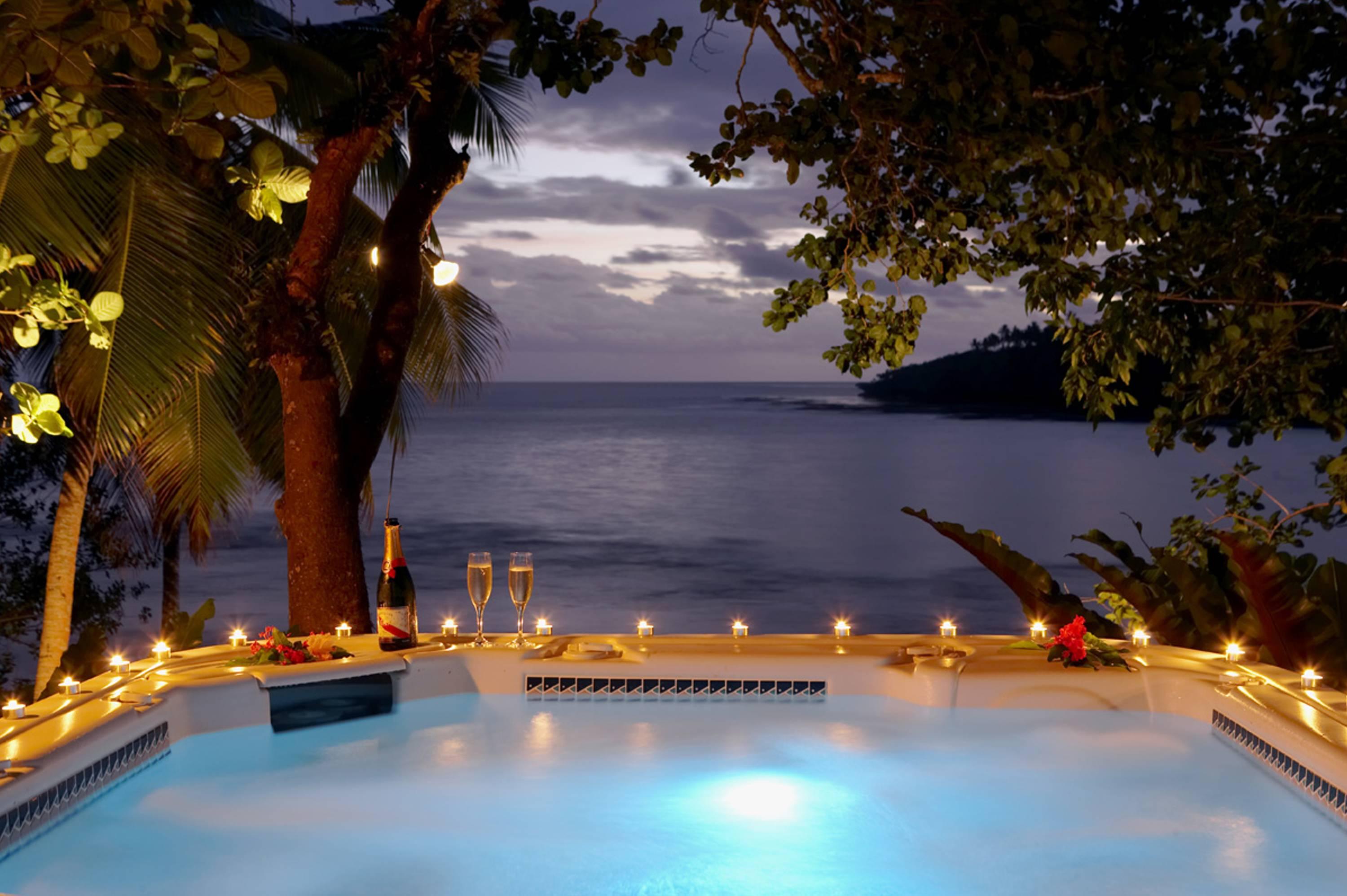 3000x1996 Jacuzzi Wallpaper