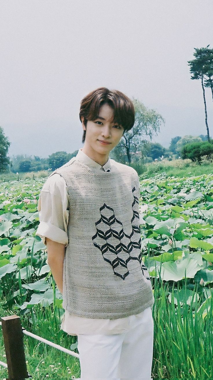 736x1308 SUNGCHAN HD WALLPAPER LOCKSCREEN
