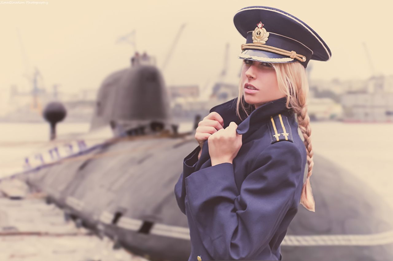 1280x851 Desktop Wallpaper Soldiers Submarines