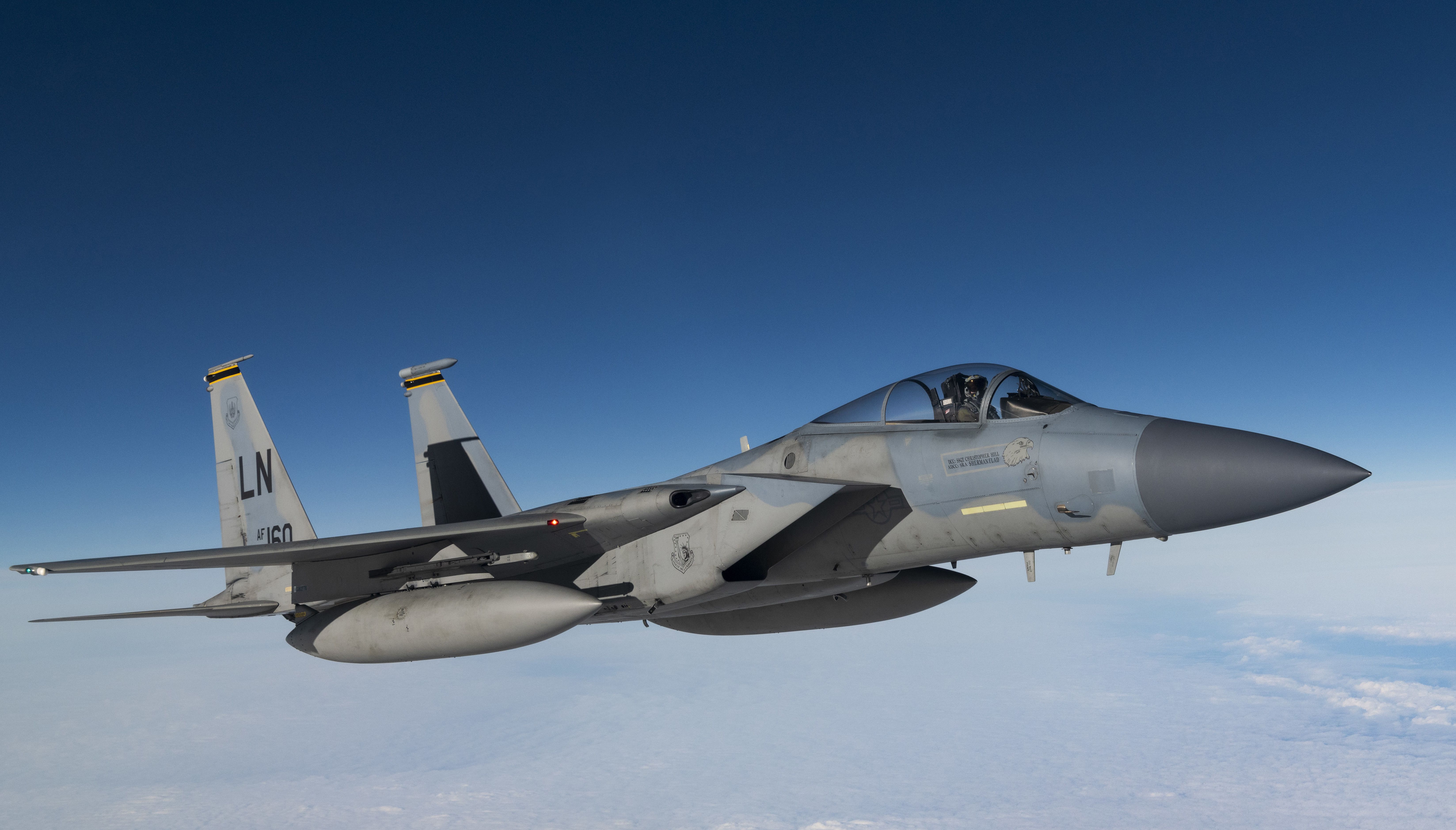 6590x3758 Ultra HD F 15 Eagle Strike