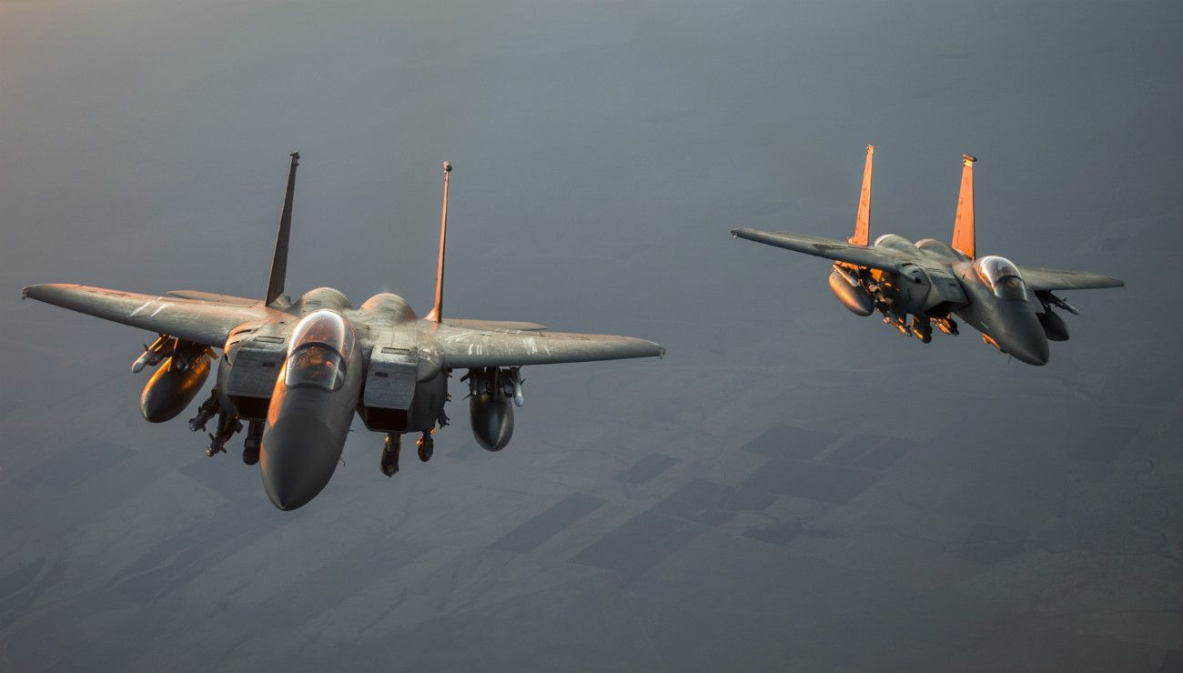 1300x740 Powerful Image Of The F 15 Eagle