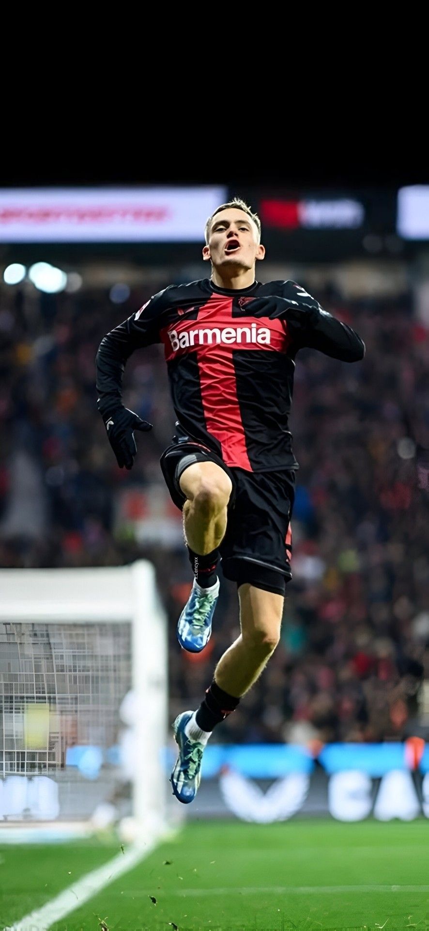 886x1920 Florian Wirtz Wallpaper. Soccer