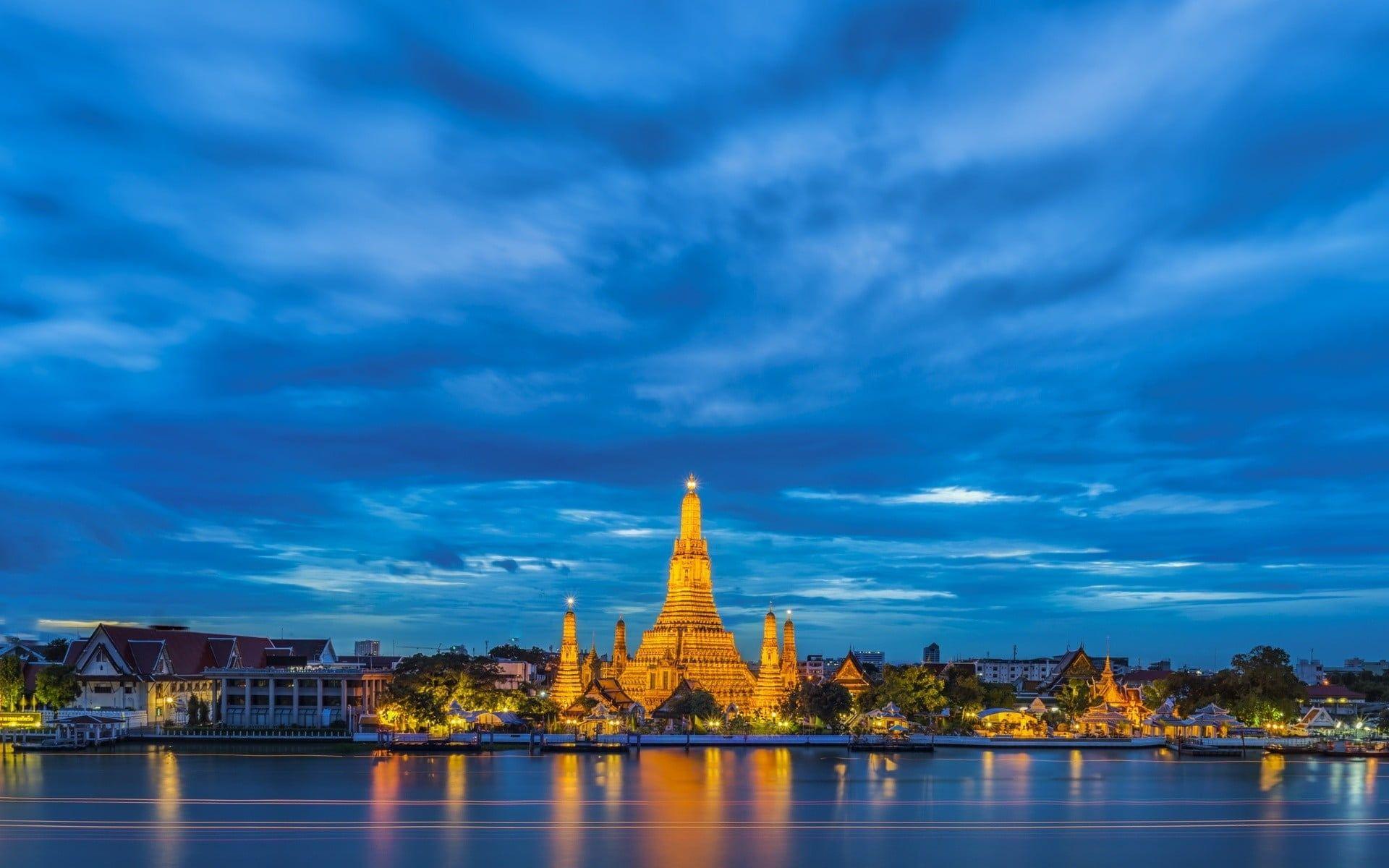 1920x1200 Blue and red abstract painting, Thailand, temple, cityscape HD wallpaper