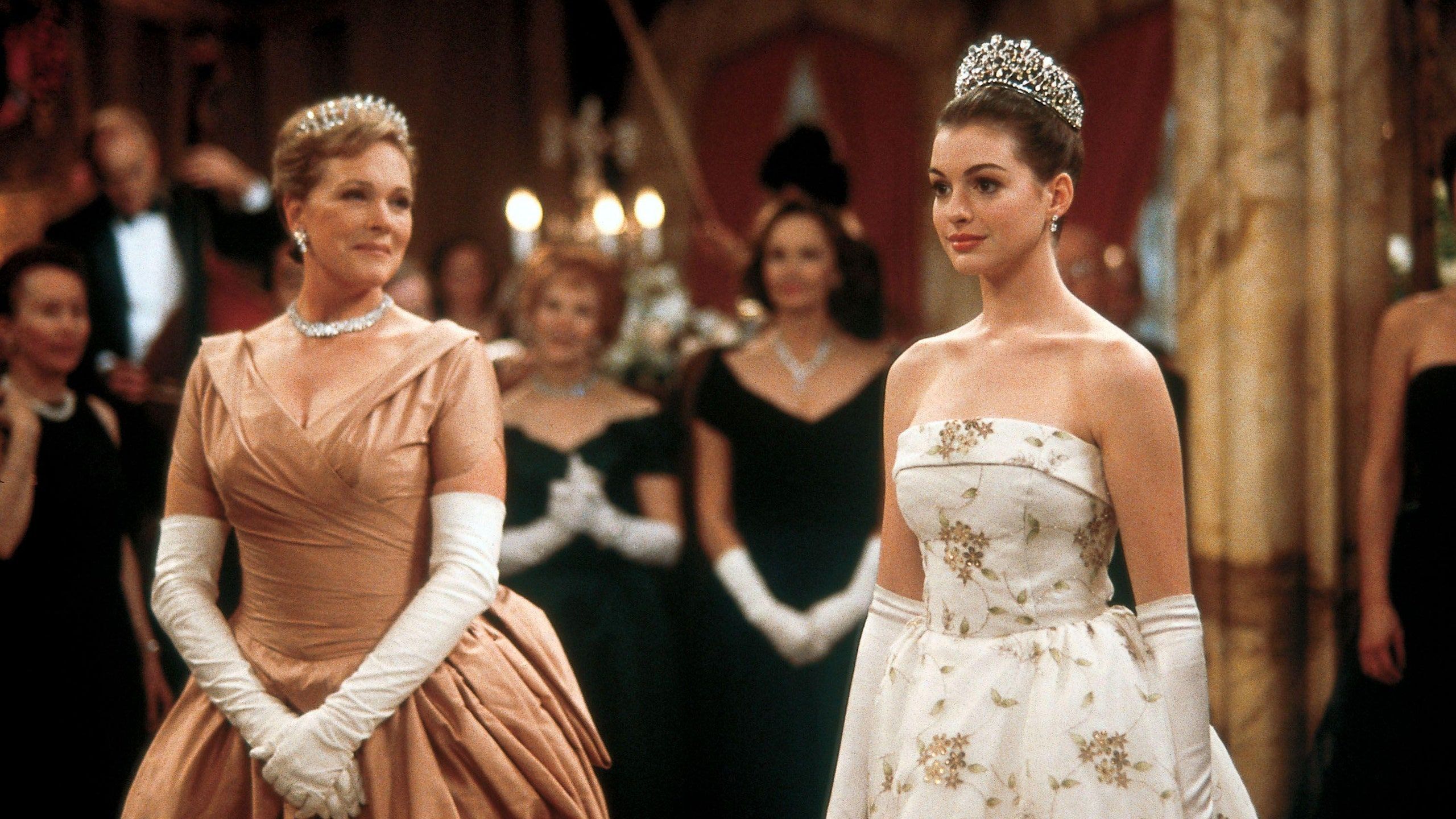 2560x1440 Anne Hathaway Wished Julie Andrews