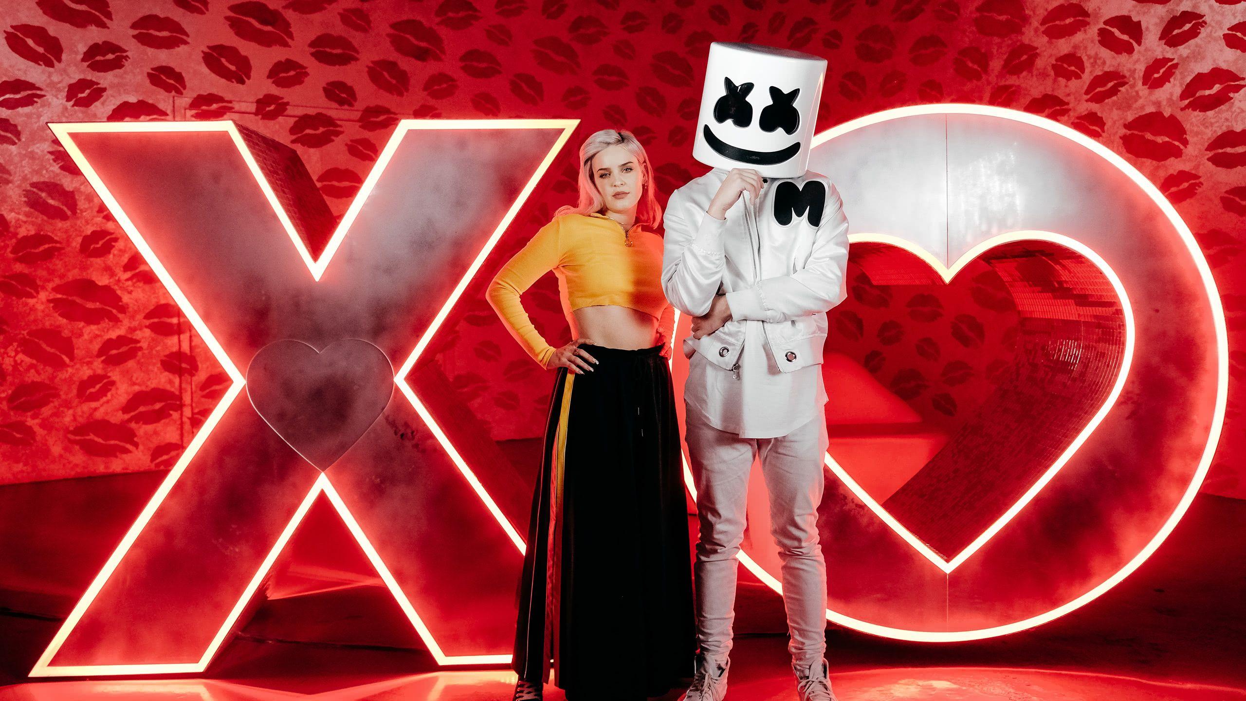 2560x1440 Anne Marie And Marshmello WQHD 1440P Wallpaper