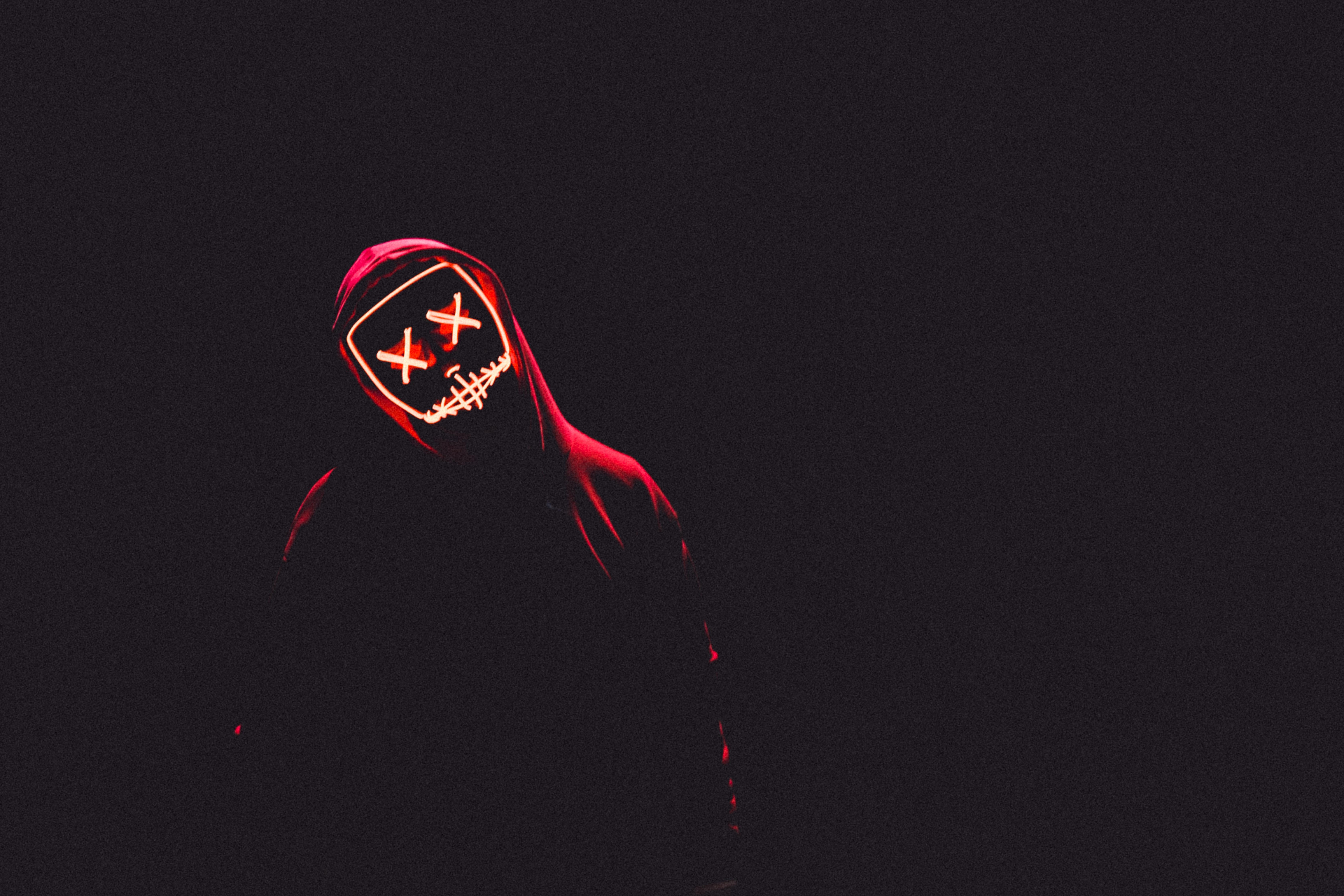6708x4472 Topeng Wallpaper
