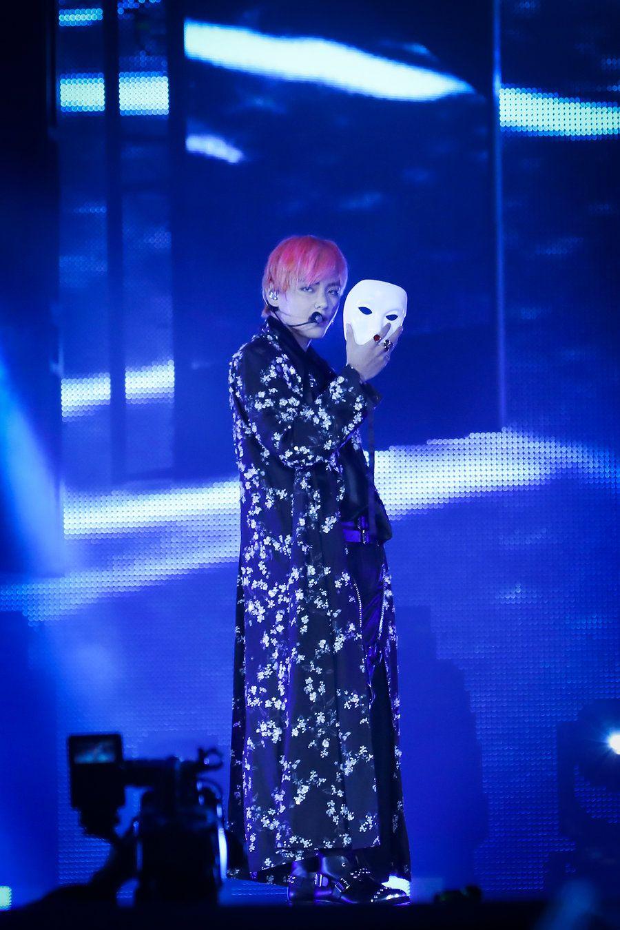 900x1350 BTS' 'Love Yourself' World Tour Night One: Photo
