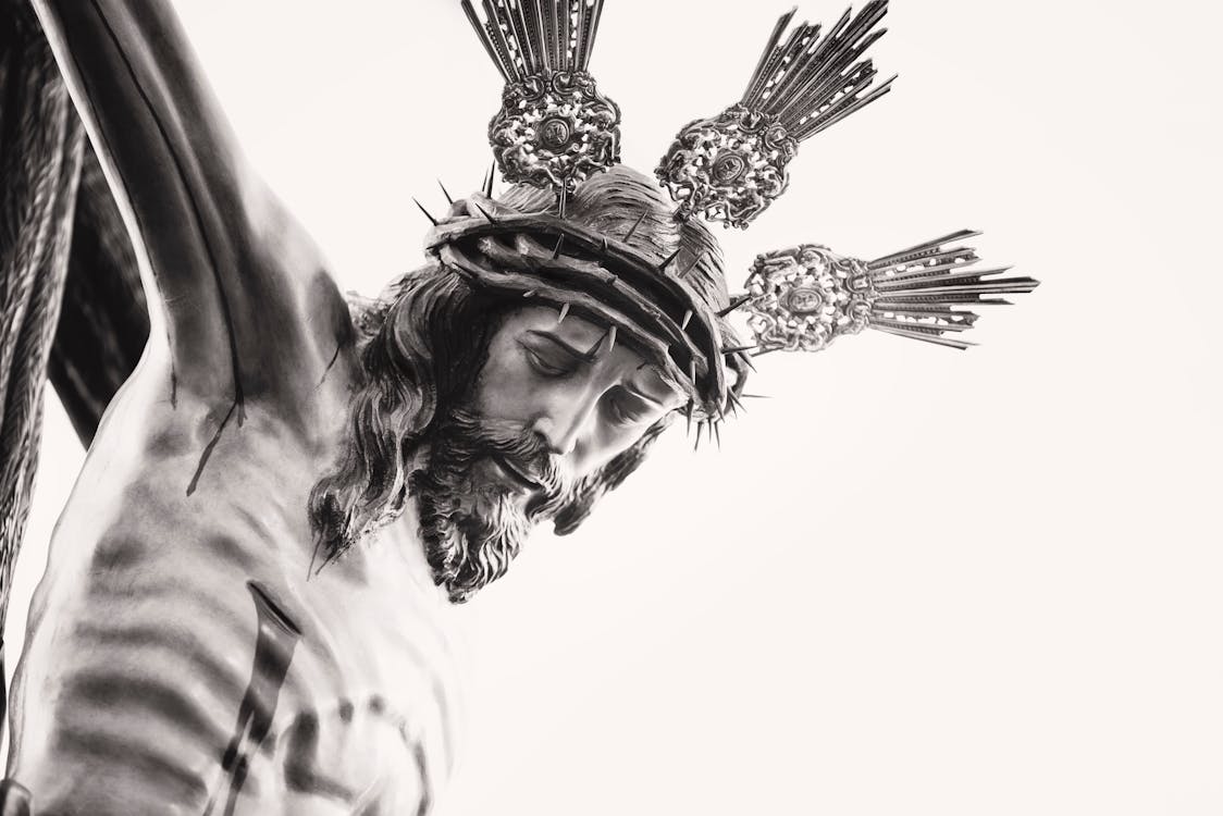 1124x750 Jesus Christ Crucifixion · Free