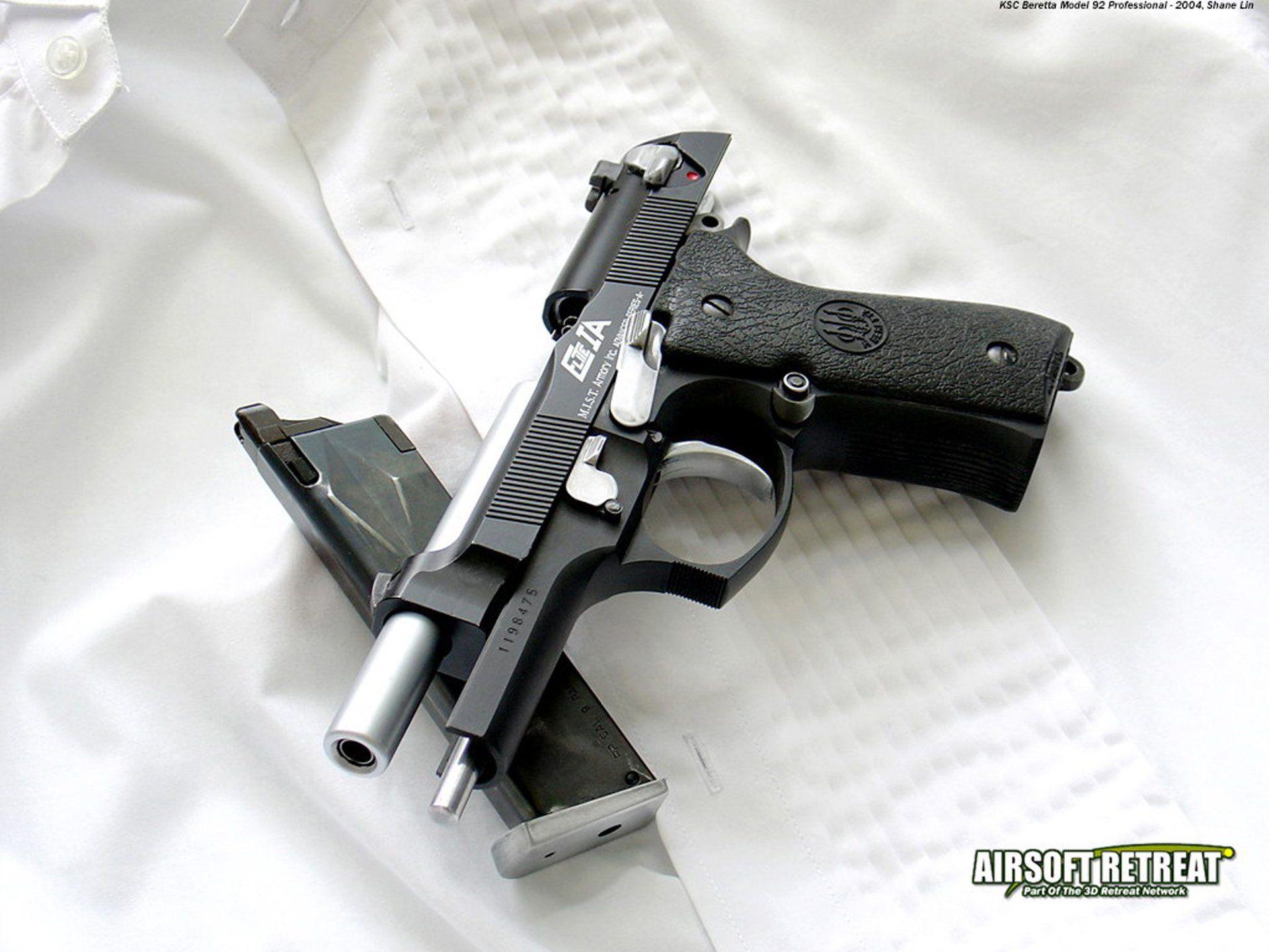 1920x1440 Airsoft Pistol HD Wallpaper
