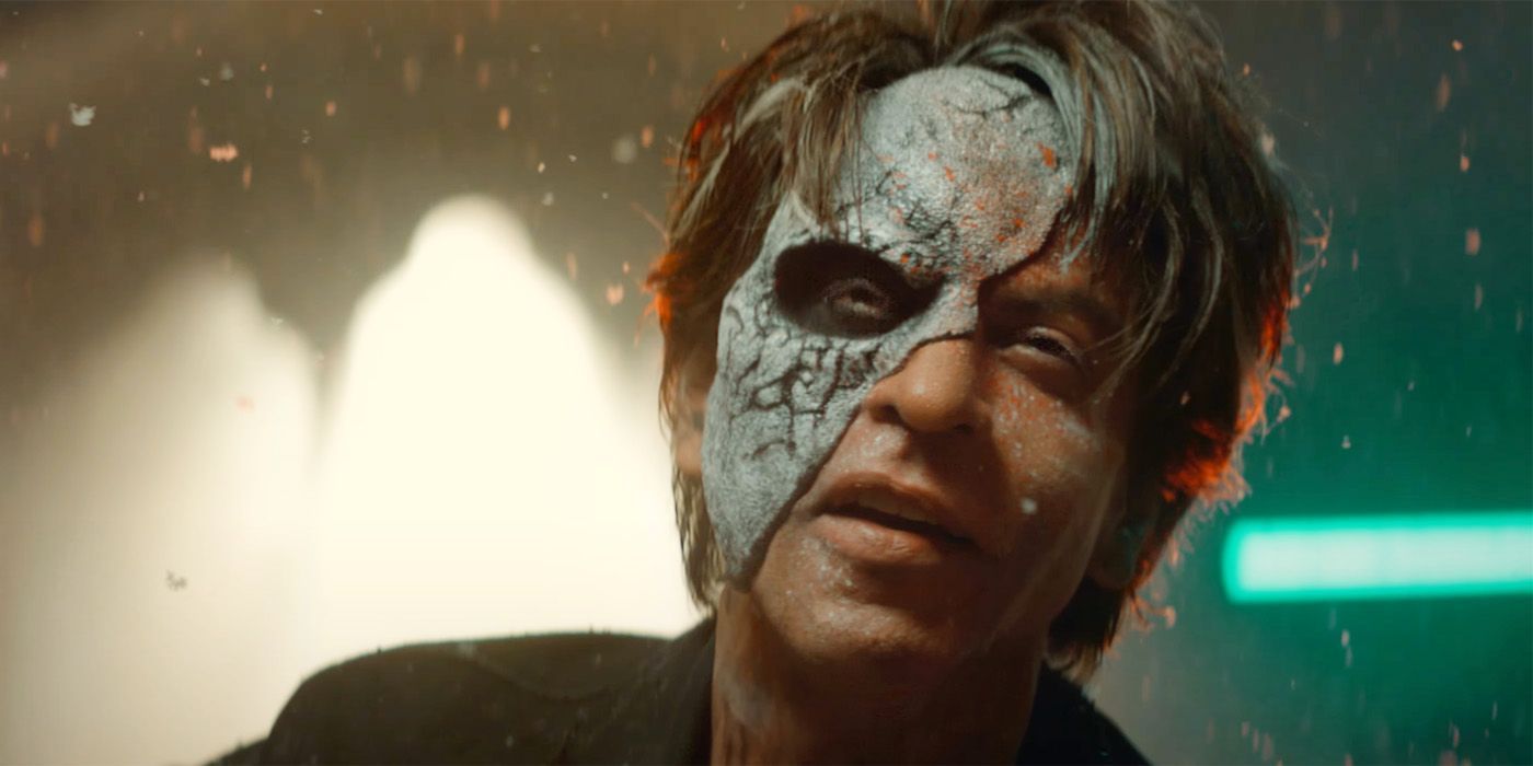 1400x700 Shah Rukh Khan Embraces His Inner