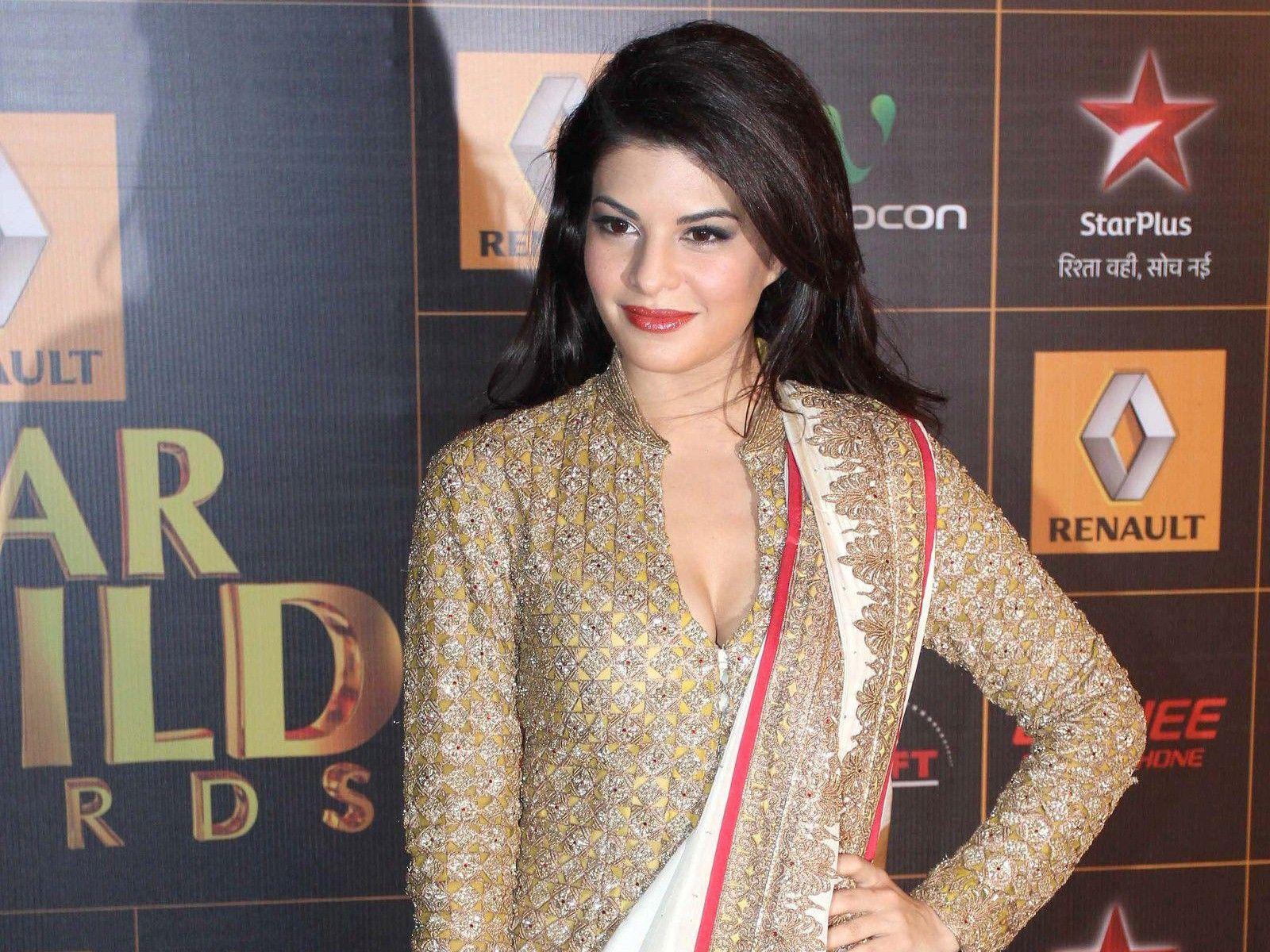 1600x1200 New Bollywood Actress Jacqueline Fernandez HD Wallpaper