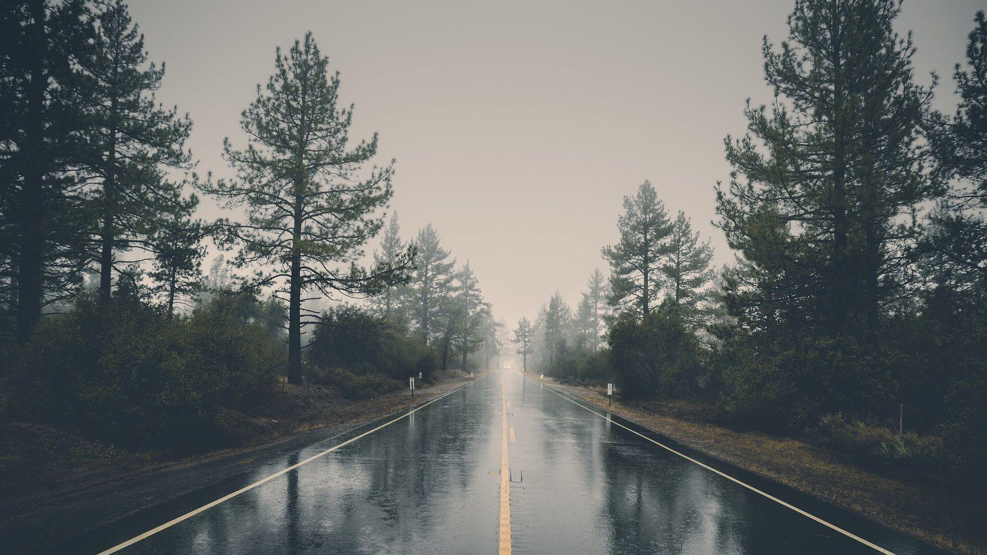 Road Rain Wallpapers - Top Free Road Rain Backgrounds - WallpaperAccess