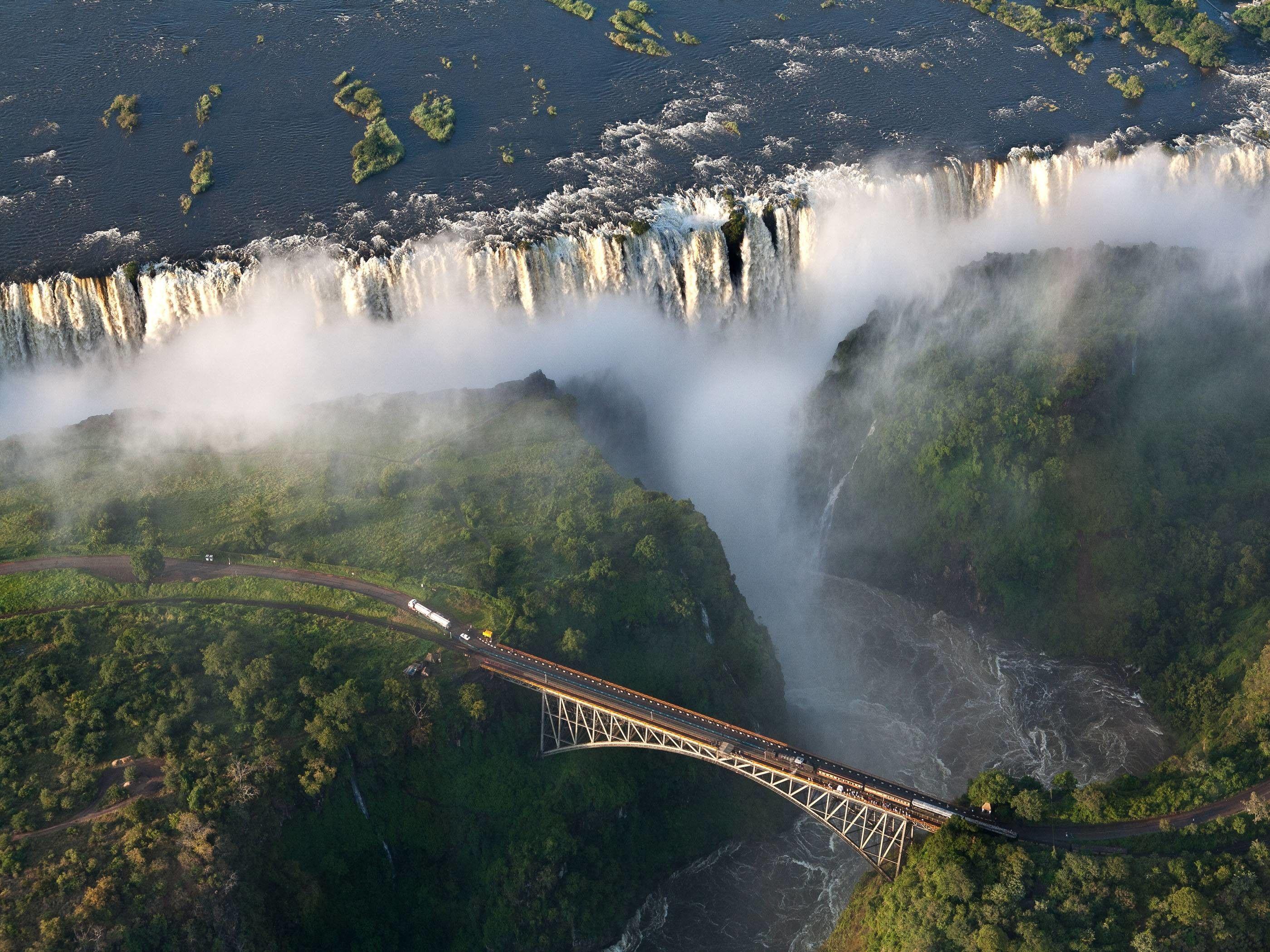 2800x2100 Victoria Falls Wallpaper