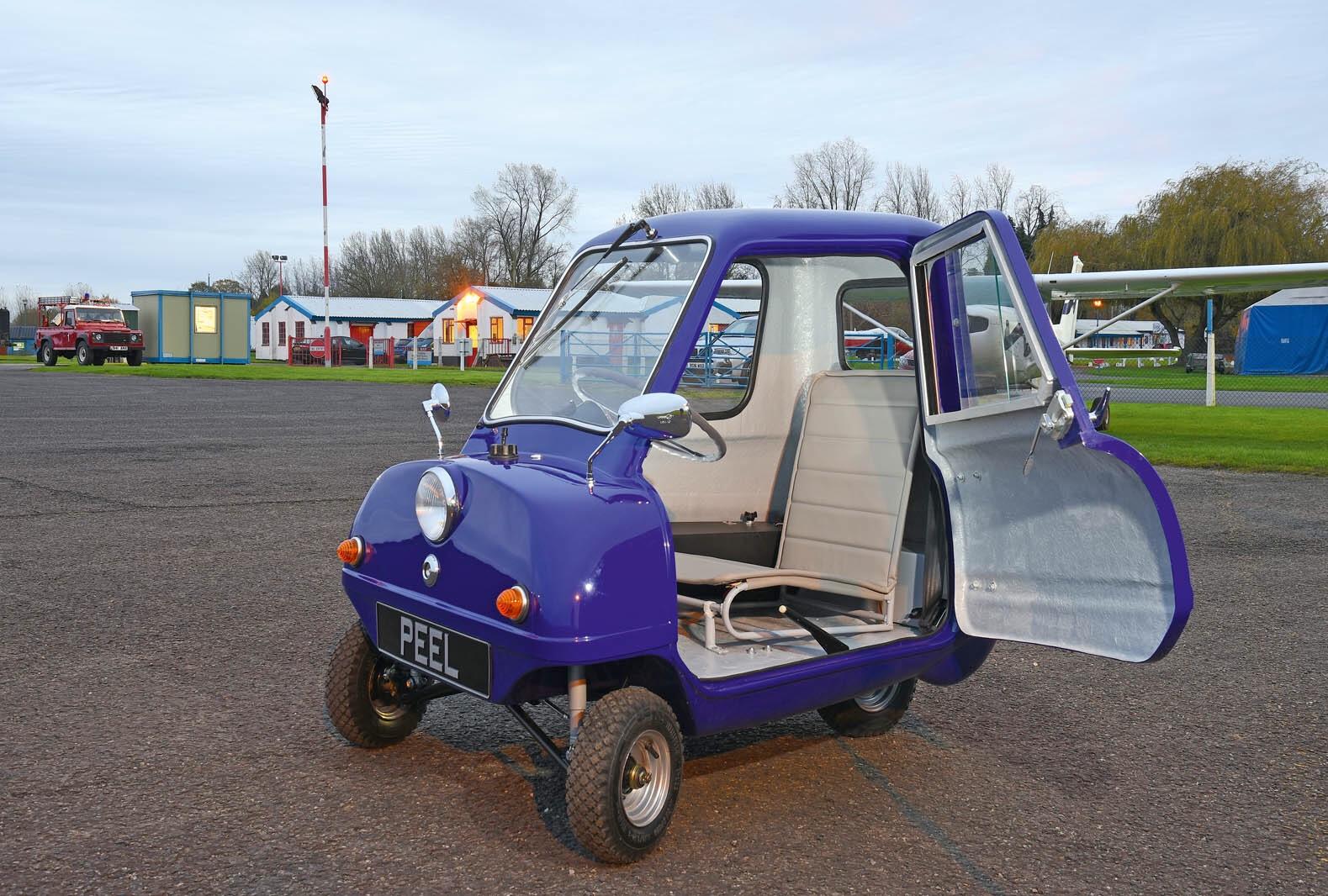 1579x1066 worlds smallest production car