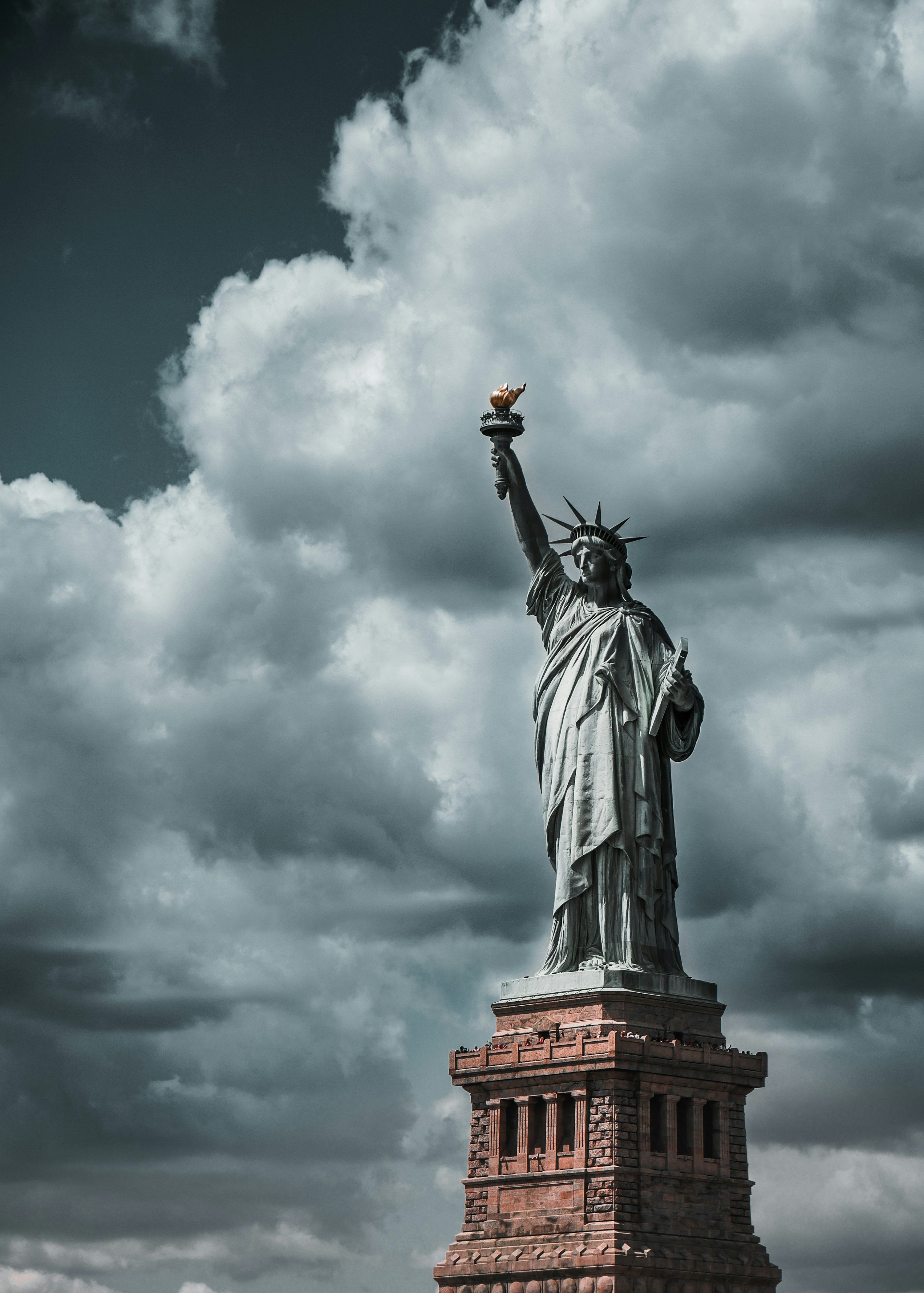 3000x4198 Statue Of Liberty Picture