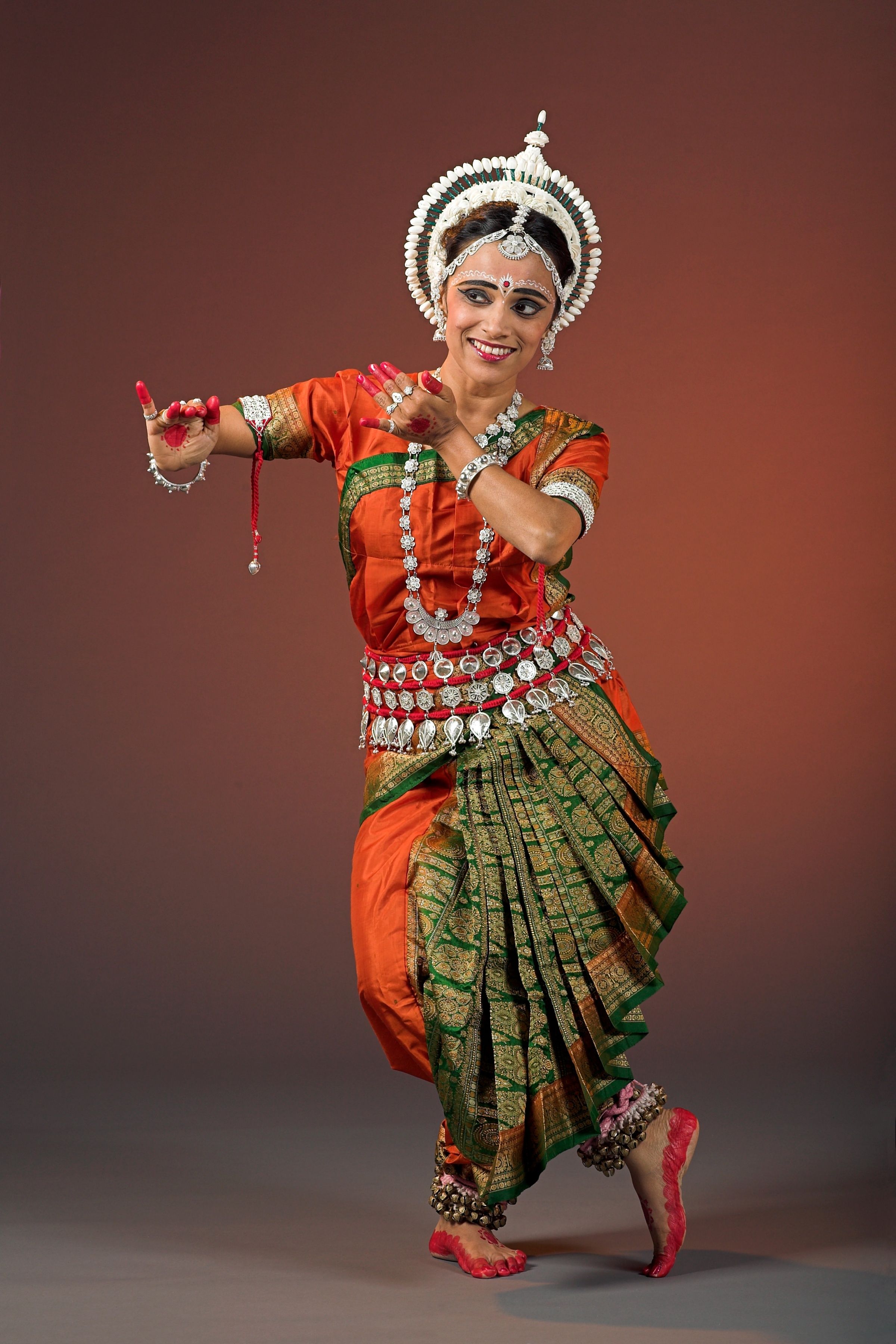 2400x3600 Odissi Dance Wallpaper