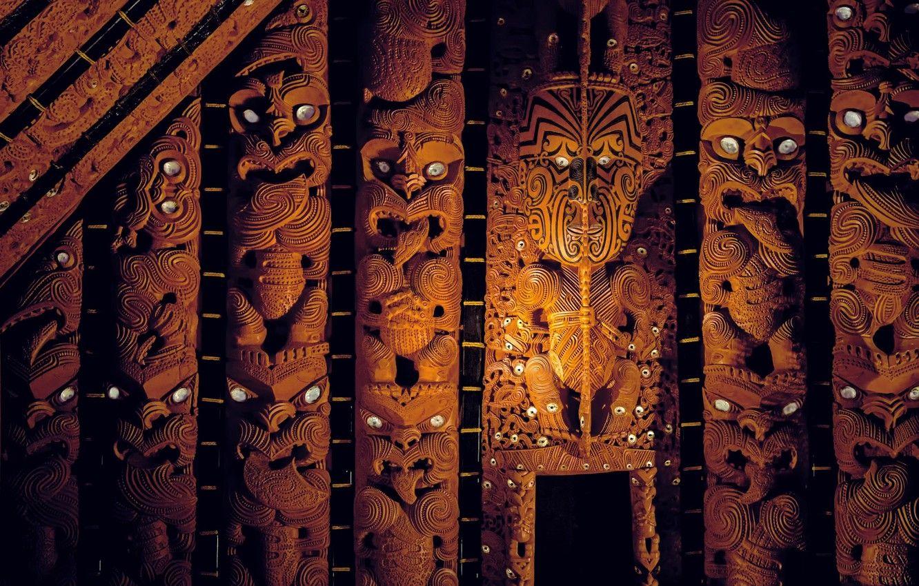 1332x850 Wallpaper New Zealand, Maori, Wooden sculptures, Watching