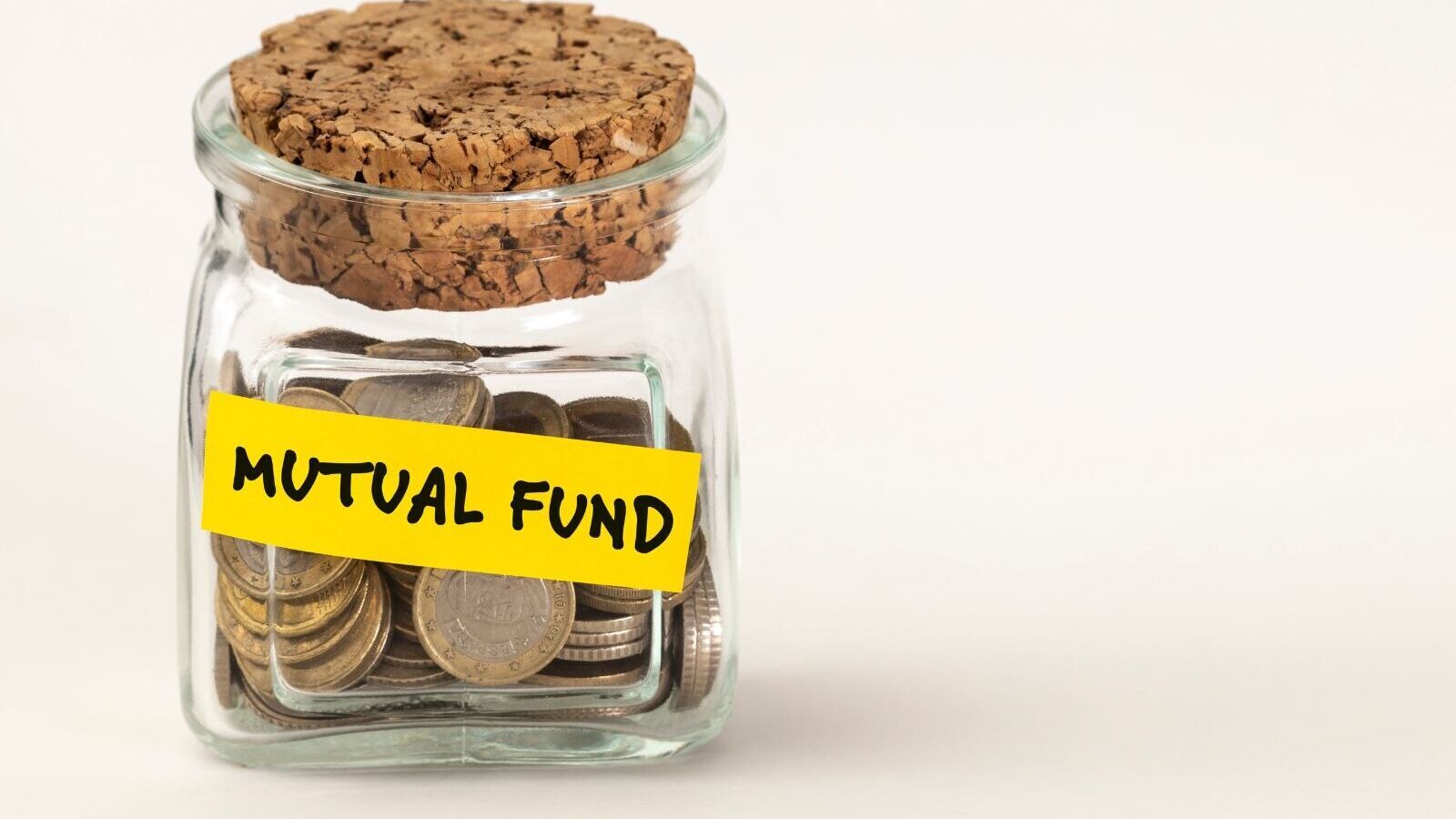 Serene You Find A Mutual Fund That Offers Approximately 8.5 Apr Photo Nature Serene You Find A Mutual Fund That Offers Approximately 8.5 Apr Photo Nature