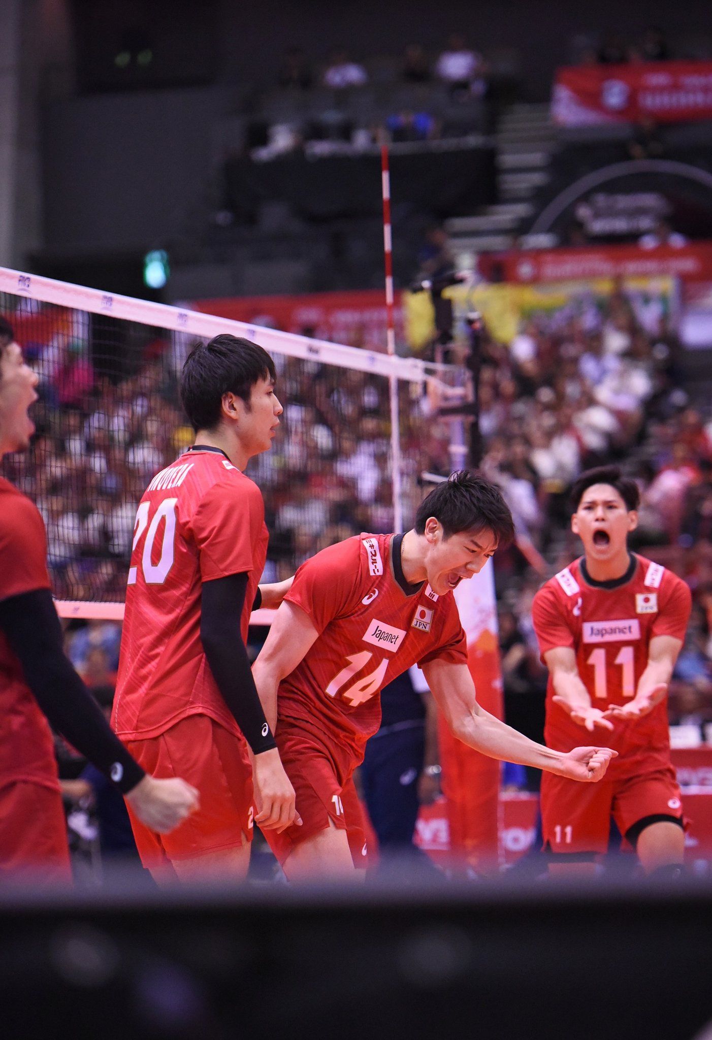 1402x2048 nishida, japan volleyball team