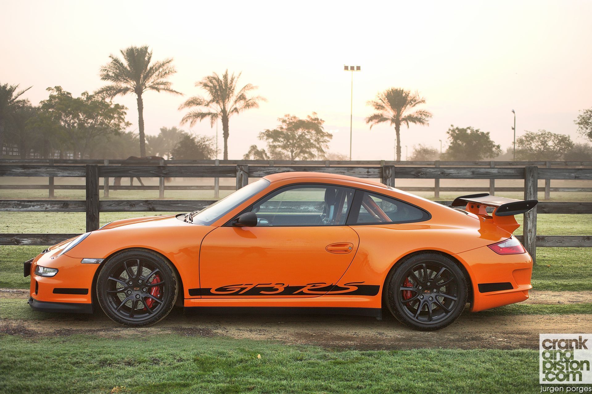 1920x1278 Porsche 997 GT3 RS crankandpiston