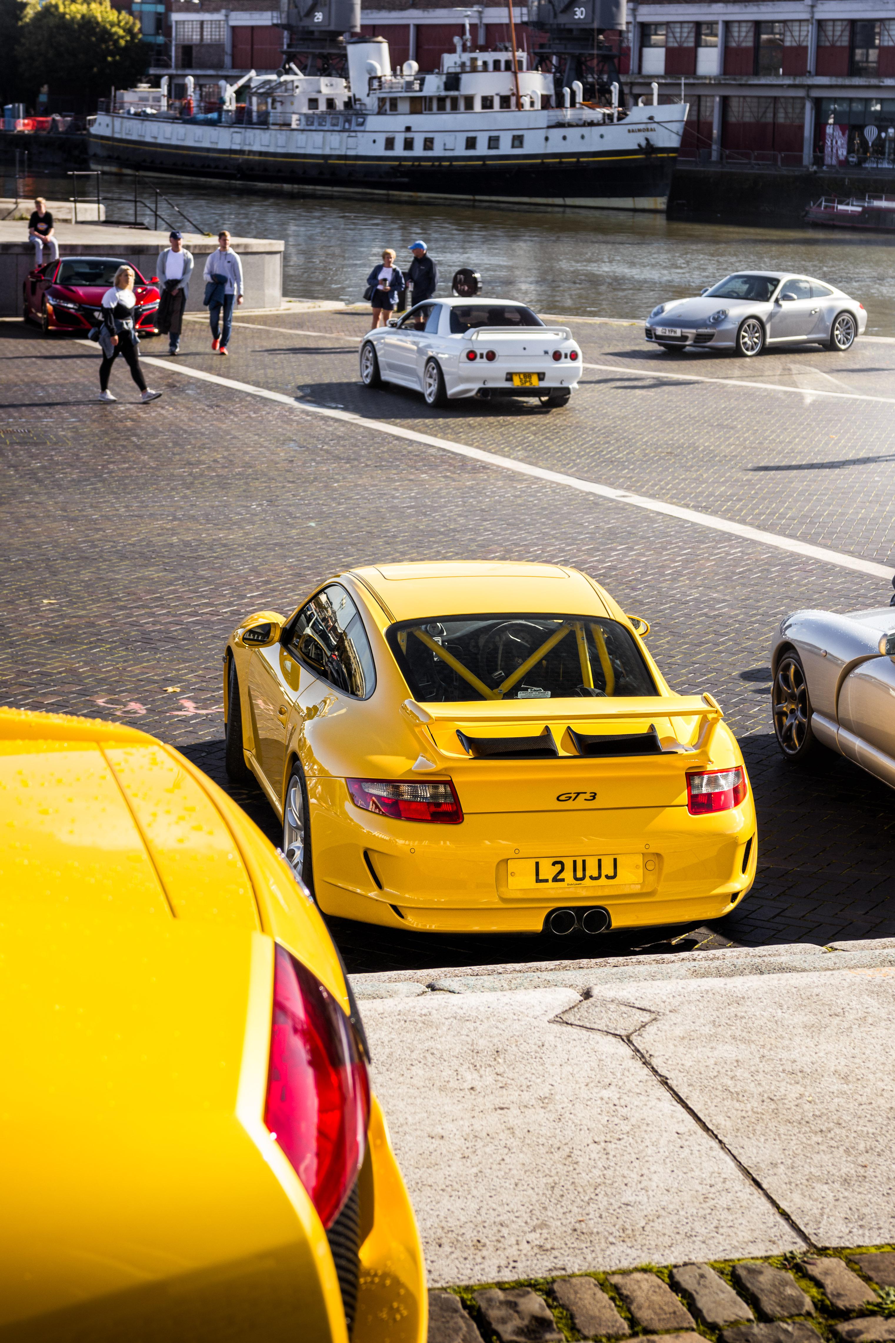 3043x4564 A 911 (997) GT3. & others [OC] : r