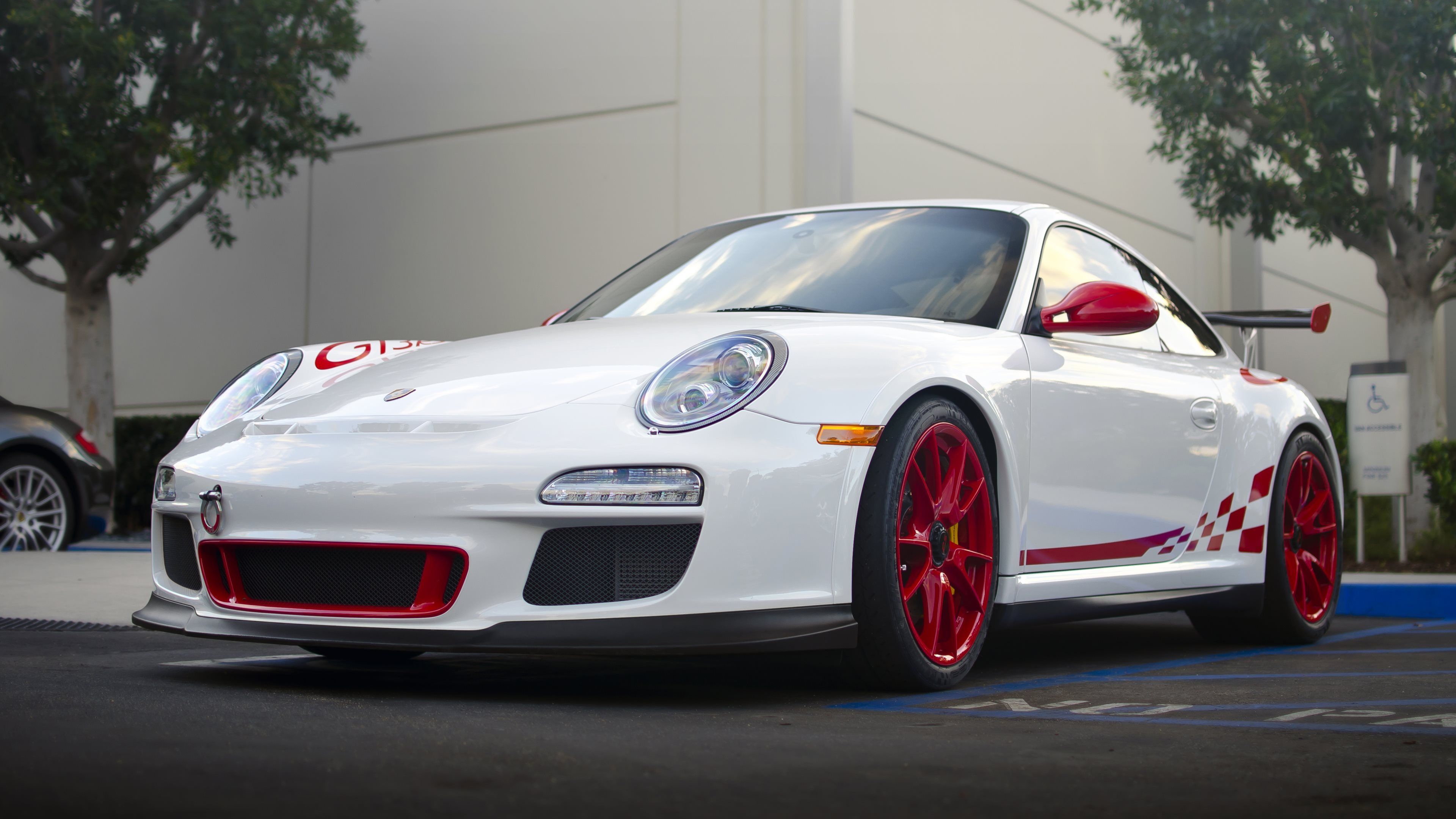 3840x2160 Download White Car Porsche 911 GT3
