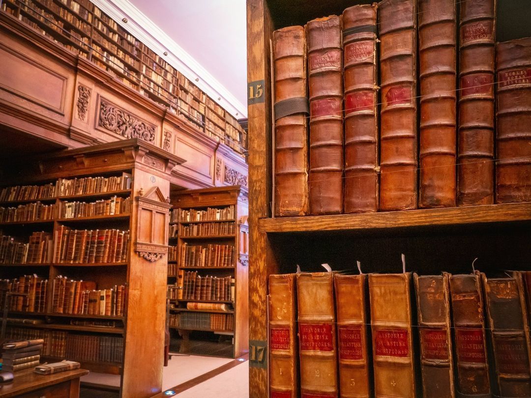 1080x810 Oxford University