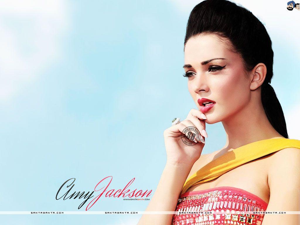 1024x768 Hot Bollywood Heroines & Actresses HD Wallpaper I Indian