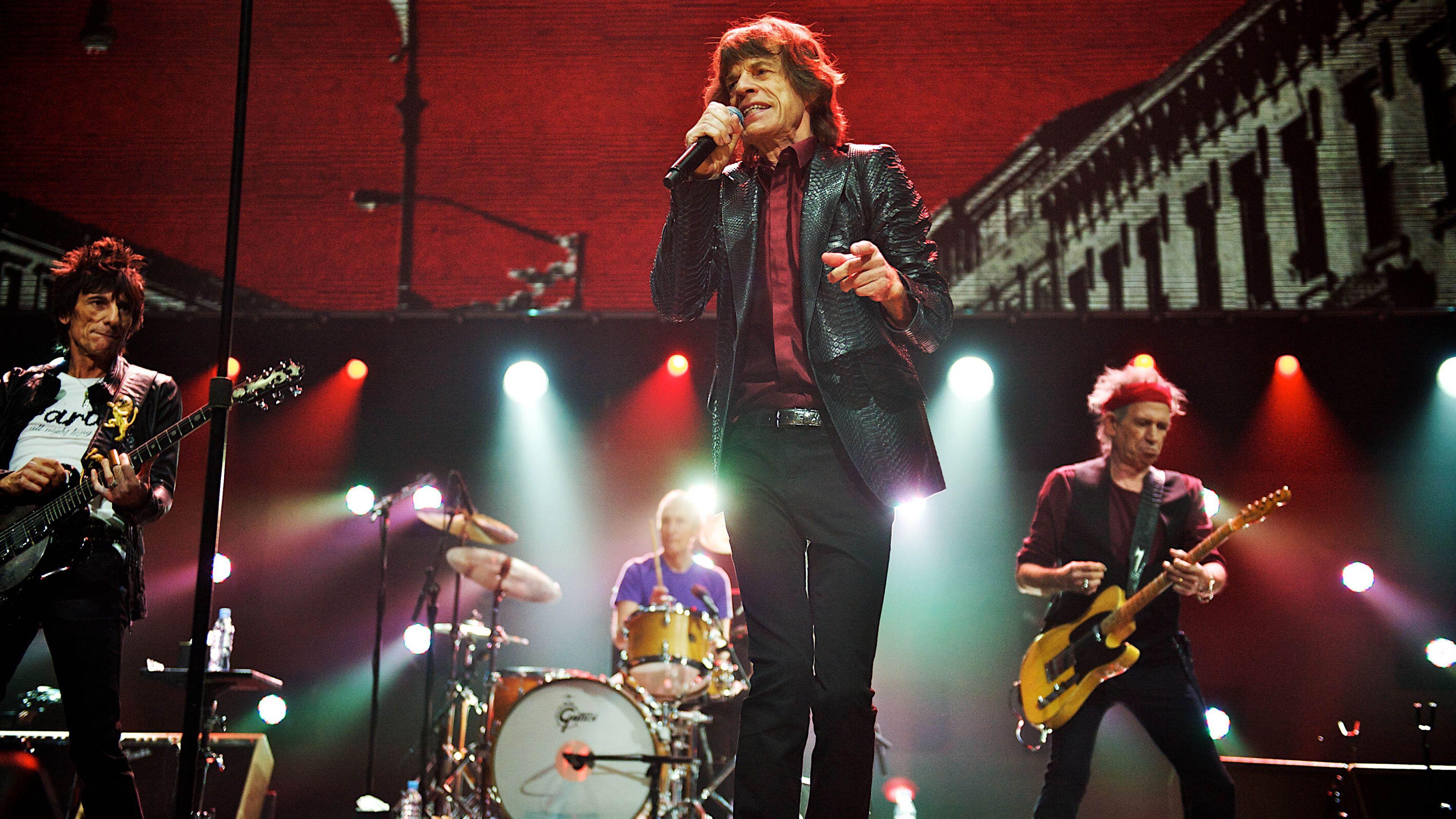 Stones трек. Группа the Rolling Stones. Роллинг стоунз в молодости. Роллинг стоунз 60-е. Группа the Rolling Stones молодые.