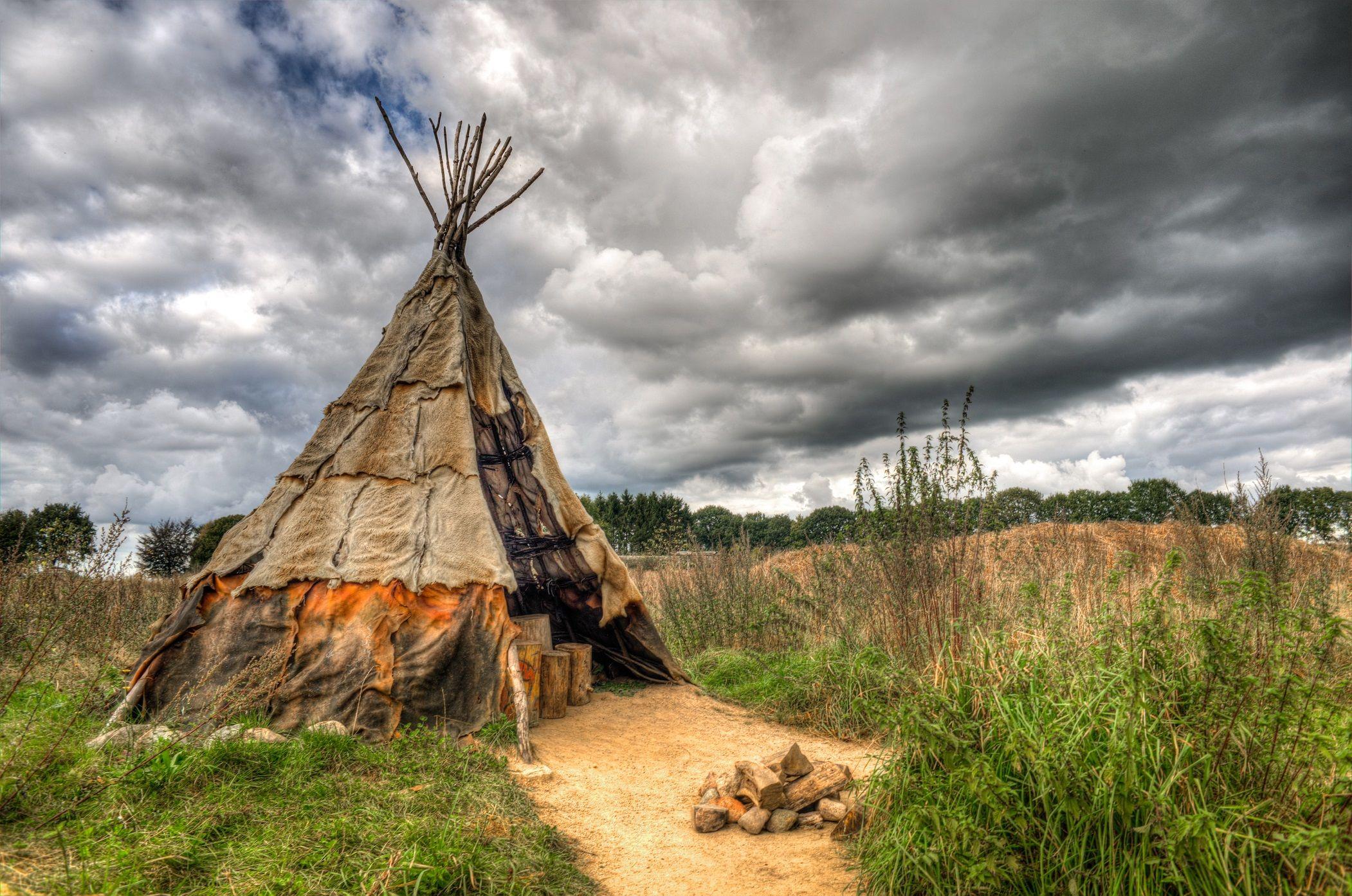 Did All Native Americans Live In Teepees