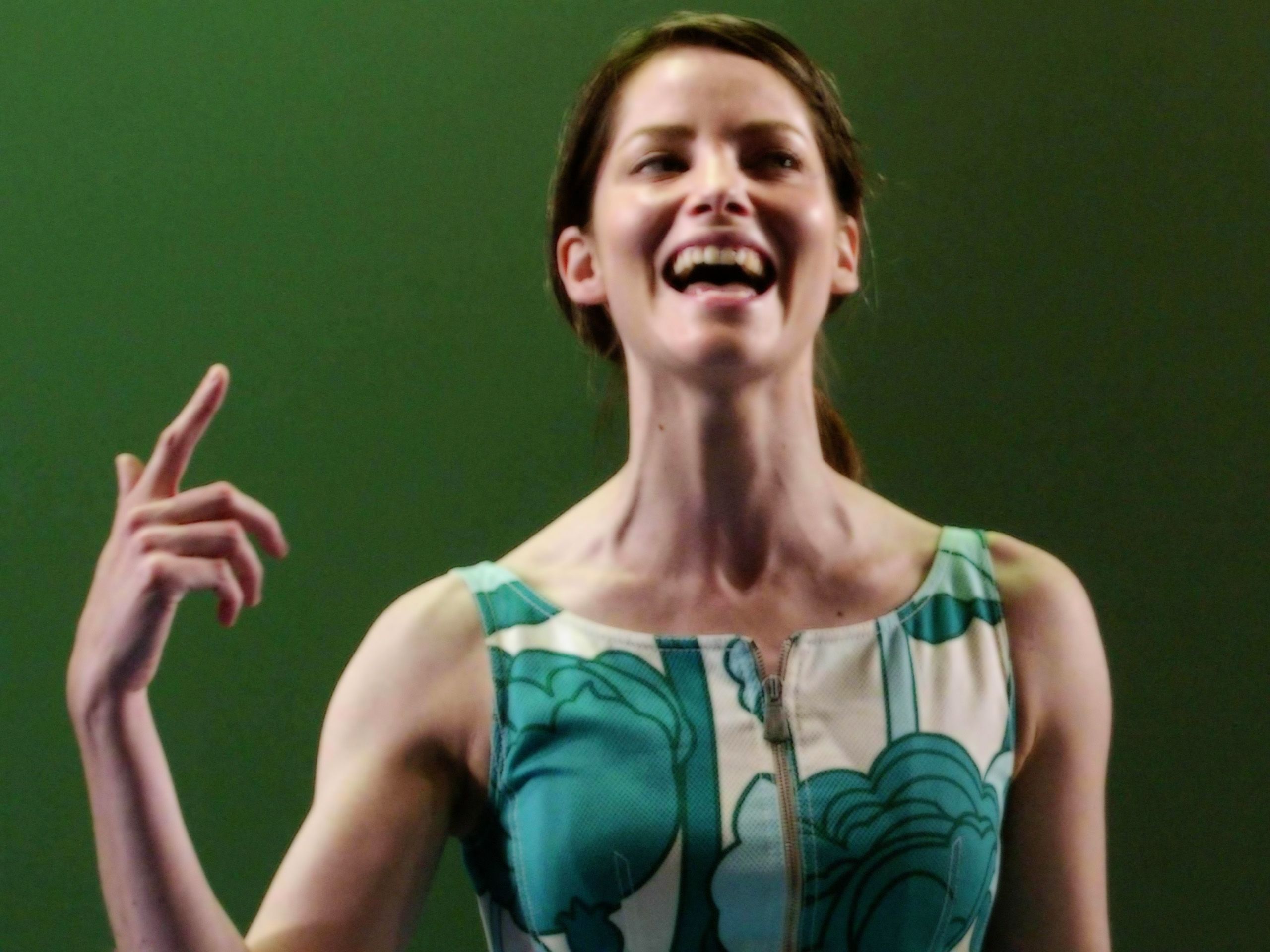 2560x1920 Sienna Guillory Wallpaper