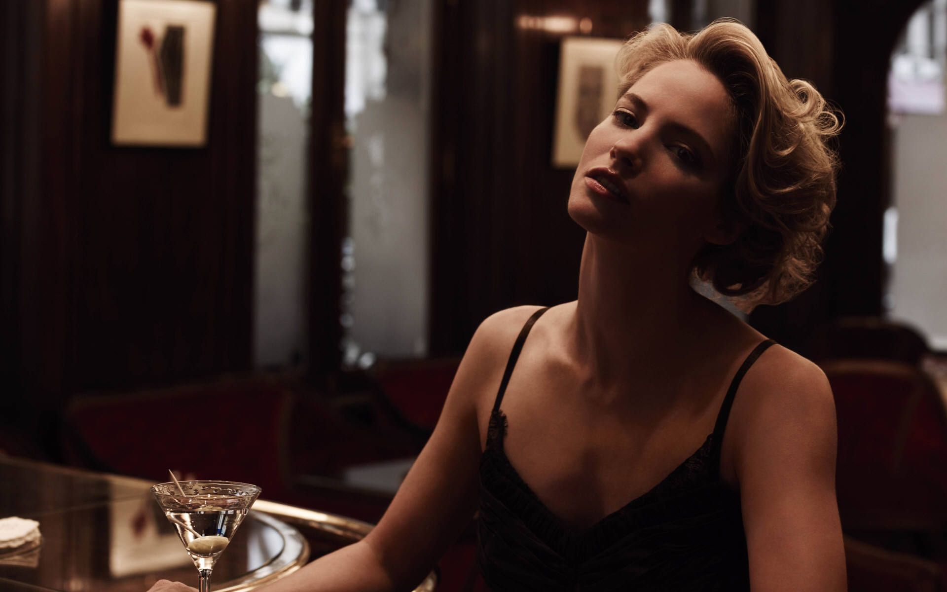 Sienna Guillory Wallpapers - Top Free Sienna Guillory Backgrounds