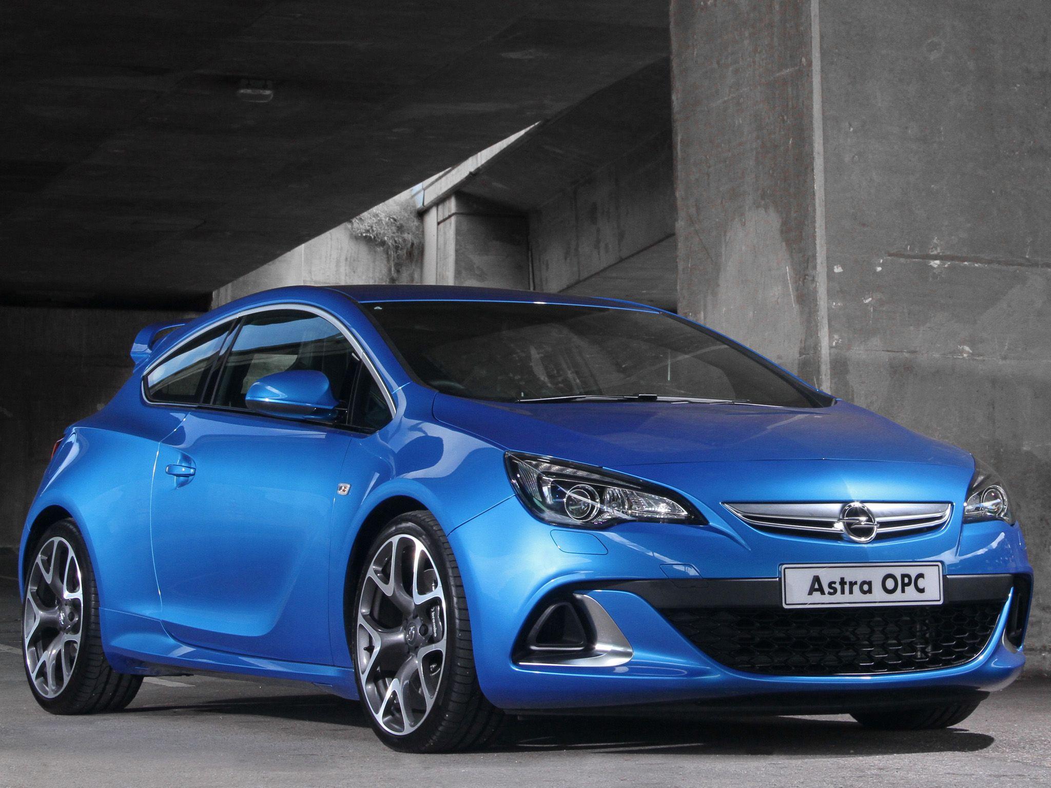 2048x1536 Opel Astra Wallpaper
