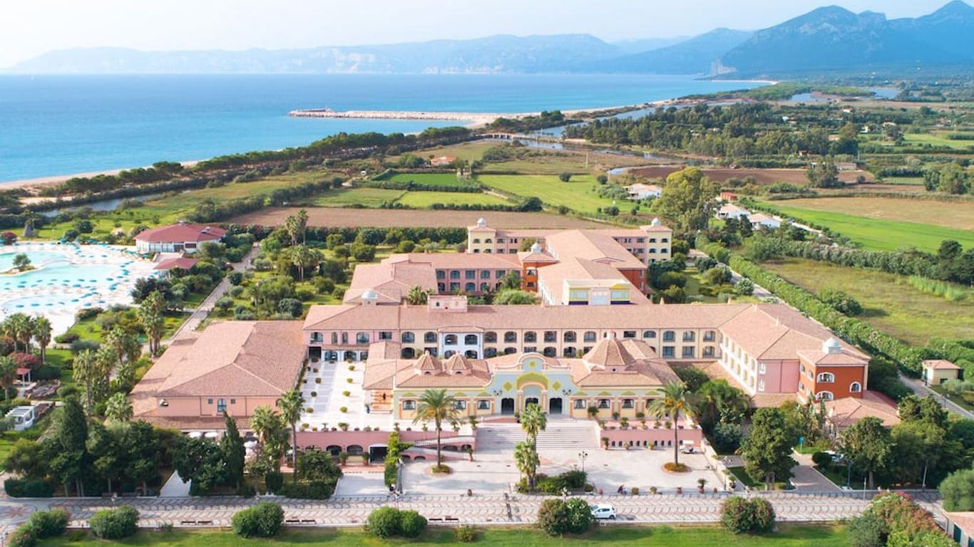 1366x768 Club Hotel Marina Beach from $57