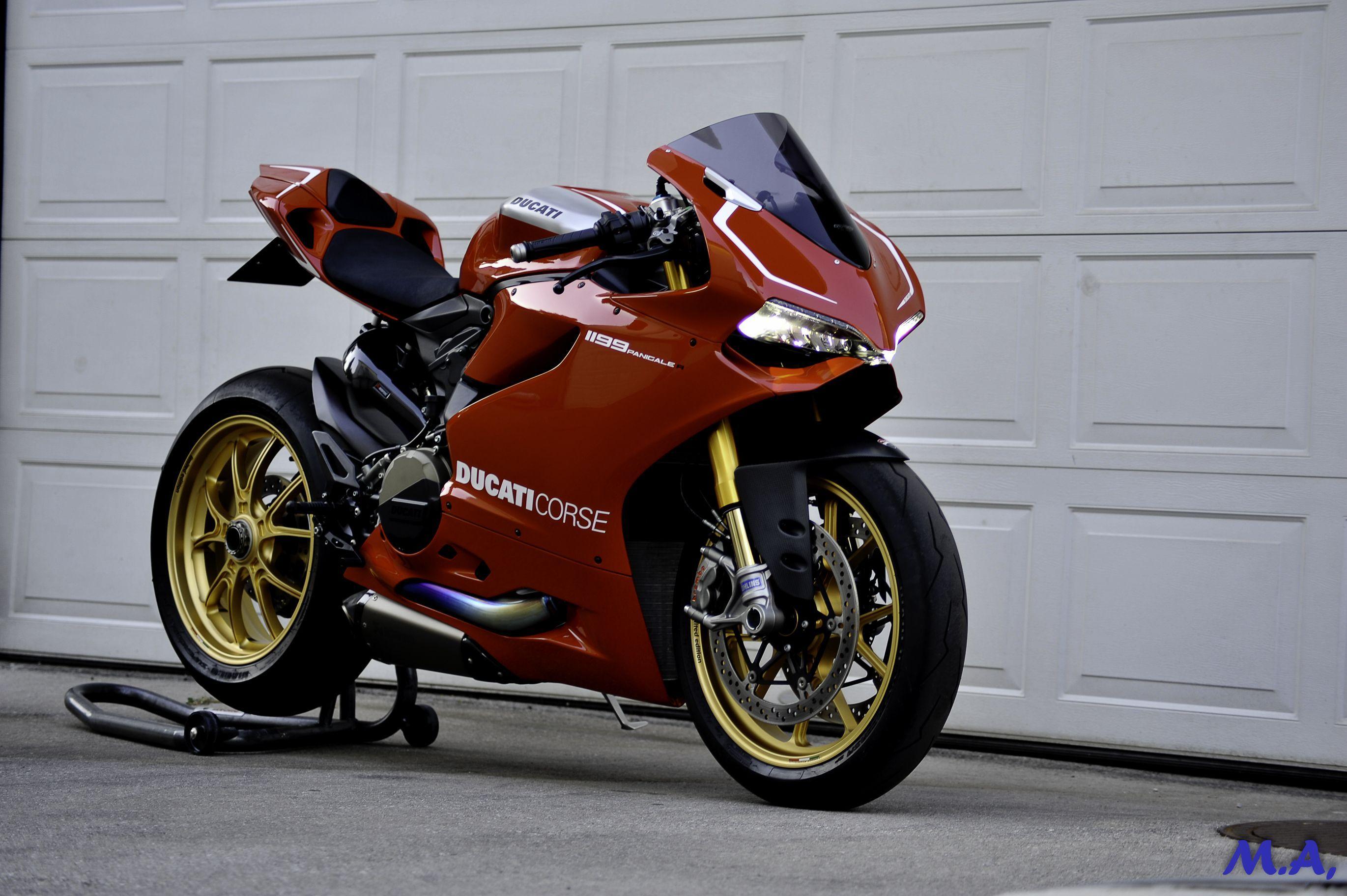 2741x1824 Ducati 1299 Wallpaper