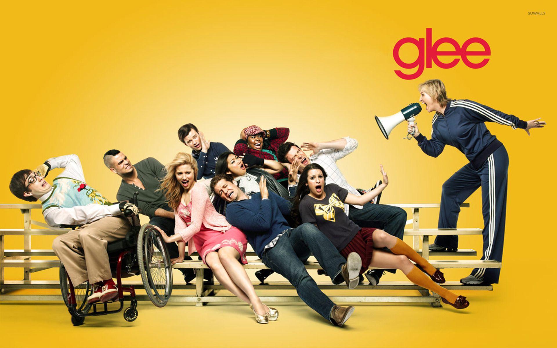 Glee Wallpapers Top Free Glee Backgrounds Wallpaperaccess