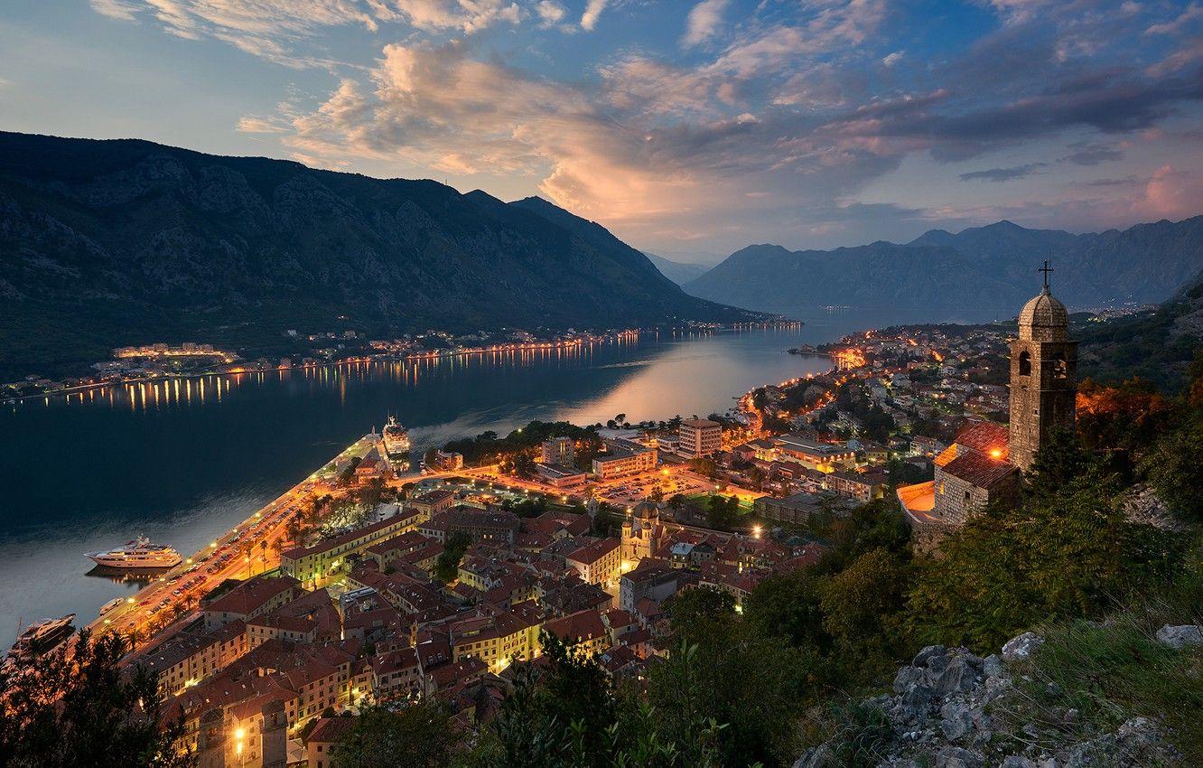 1332x850 Wallpaper light, mountains, the city, home, the evening
