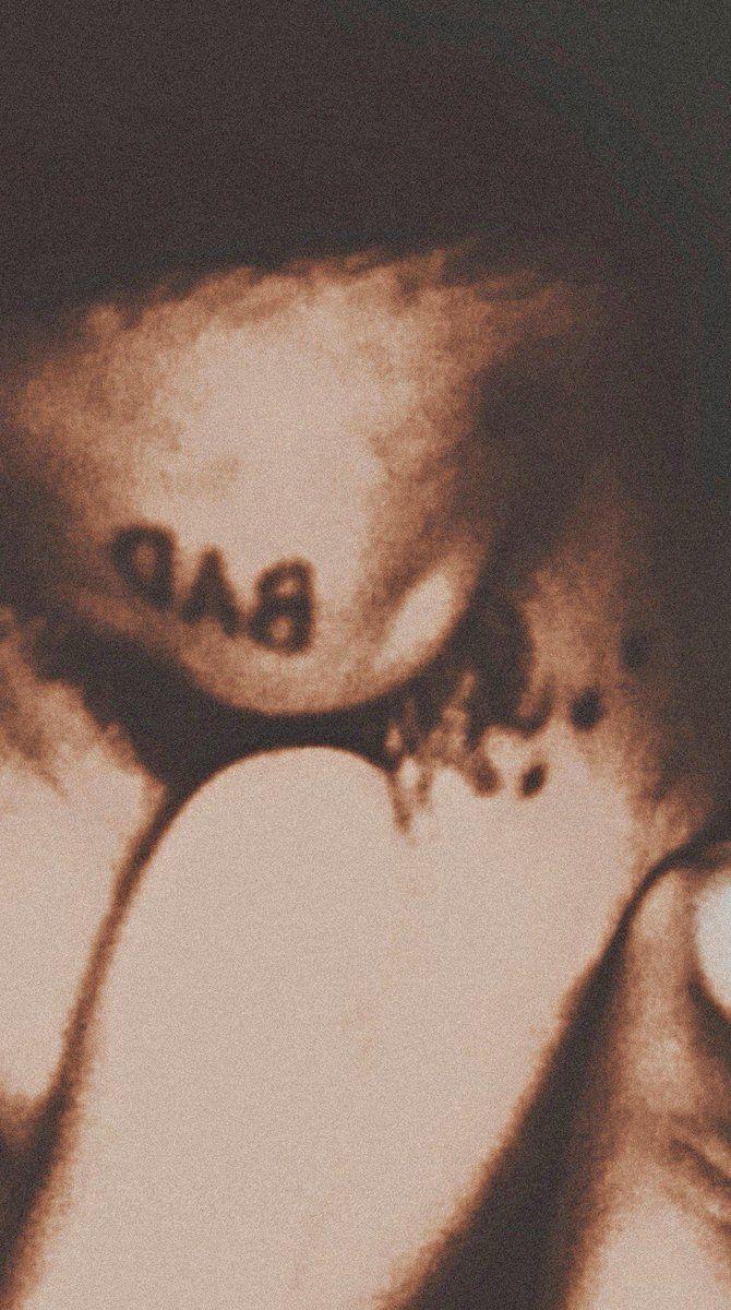 670x1200 BAD VIBES” wallpaper. Tweet added