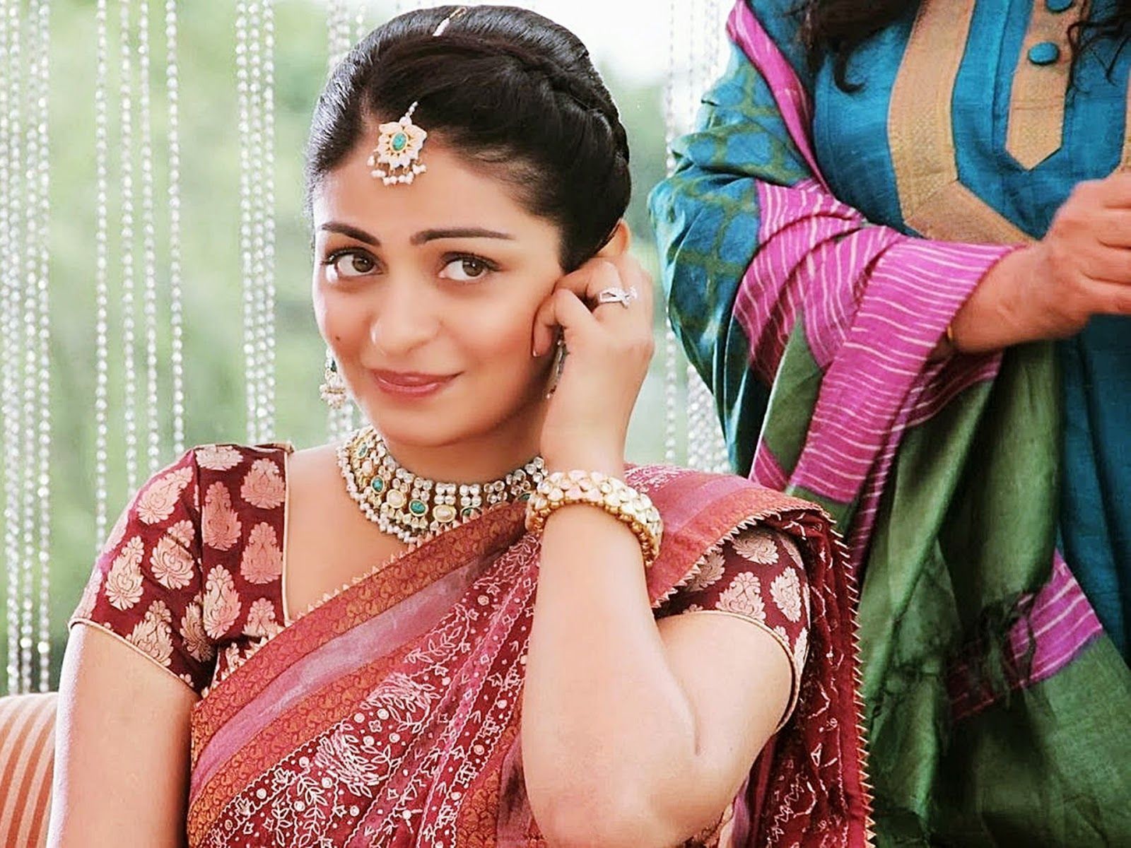 1600x1200 Neeru Bajwa Full HD bollywood actress
