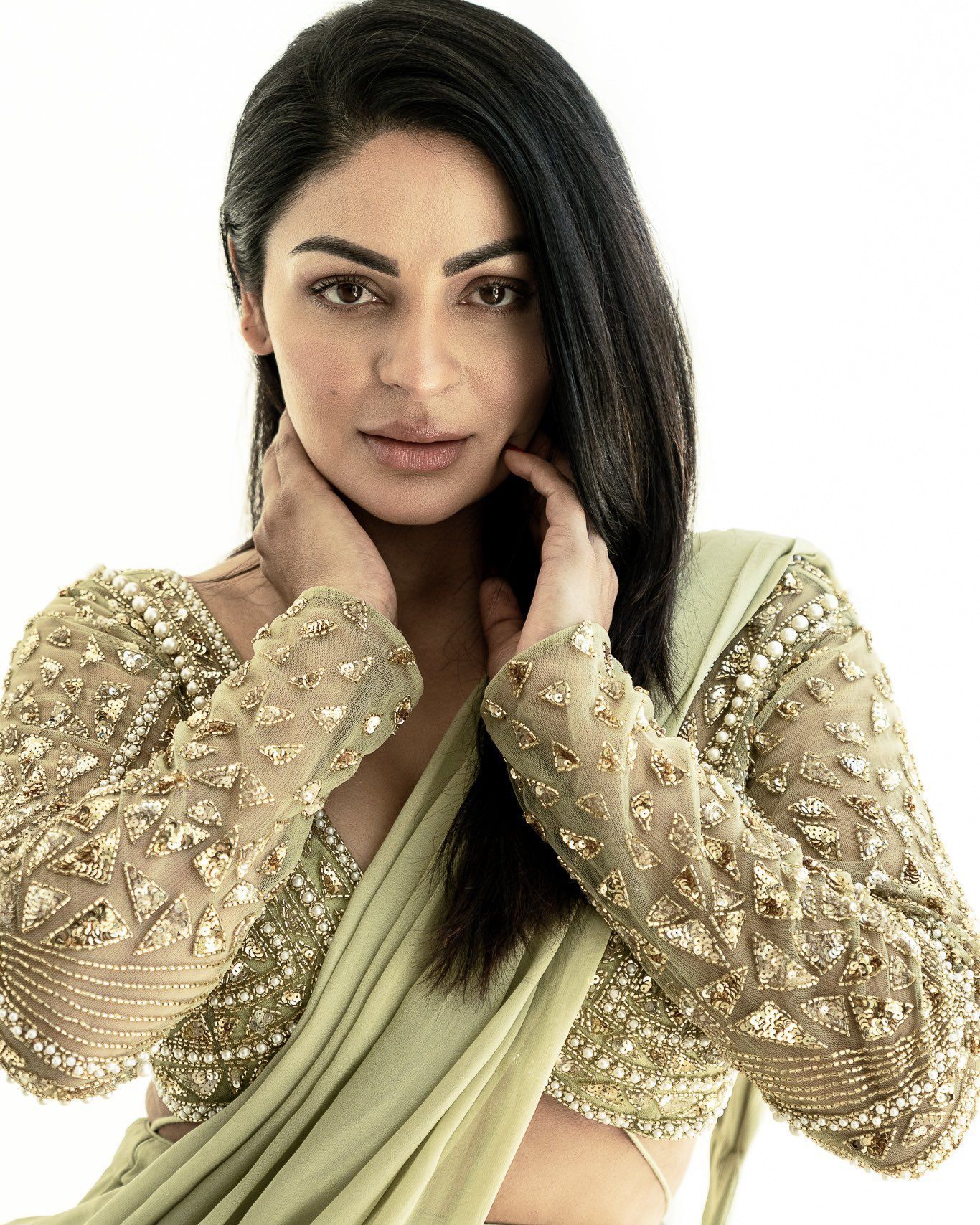 1366x1708 Neeru Bajwa / X