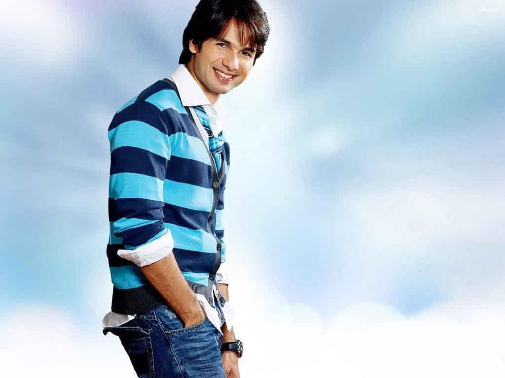Shahid Kapoor Wallpapers - Top Free Shahid Kapoor Backgrounds -  WallpaperAccess