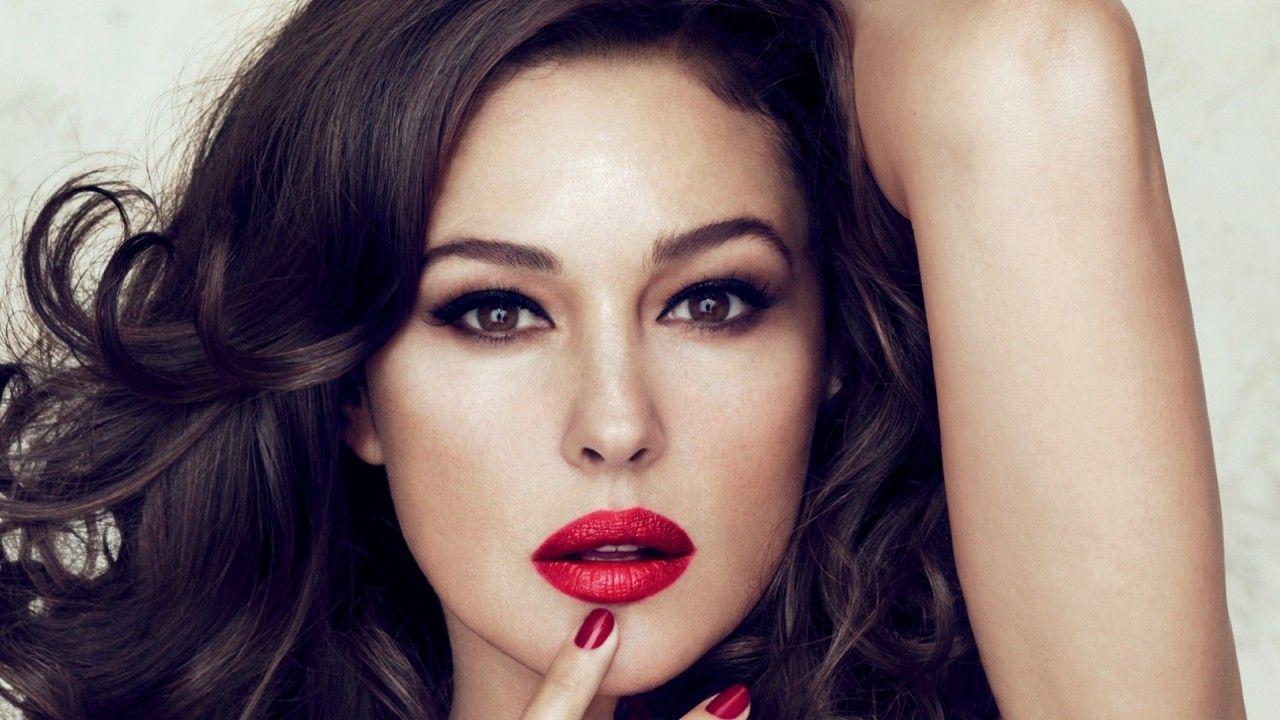 1280x720 monica bellucci Red Lips wallpaper. monica bellucci Red