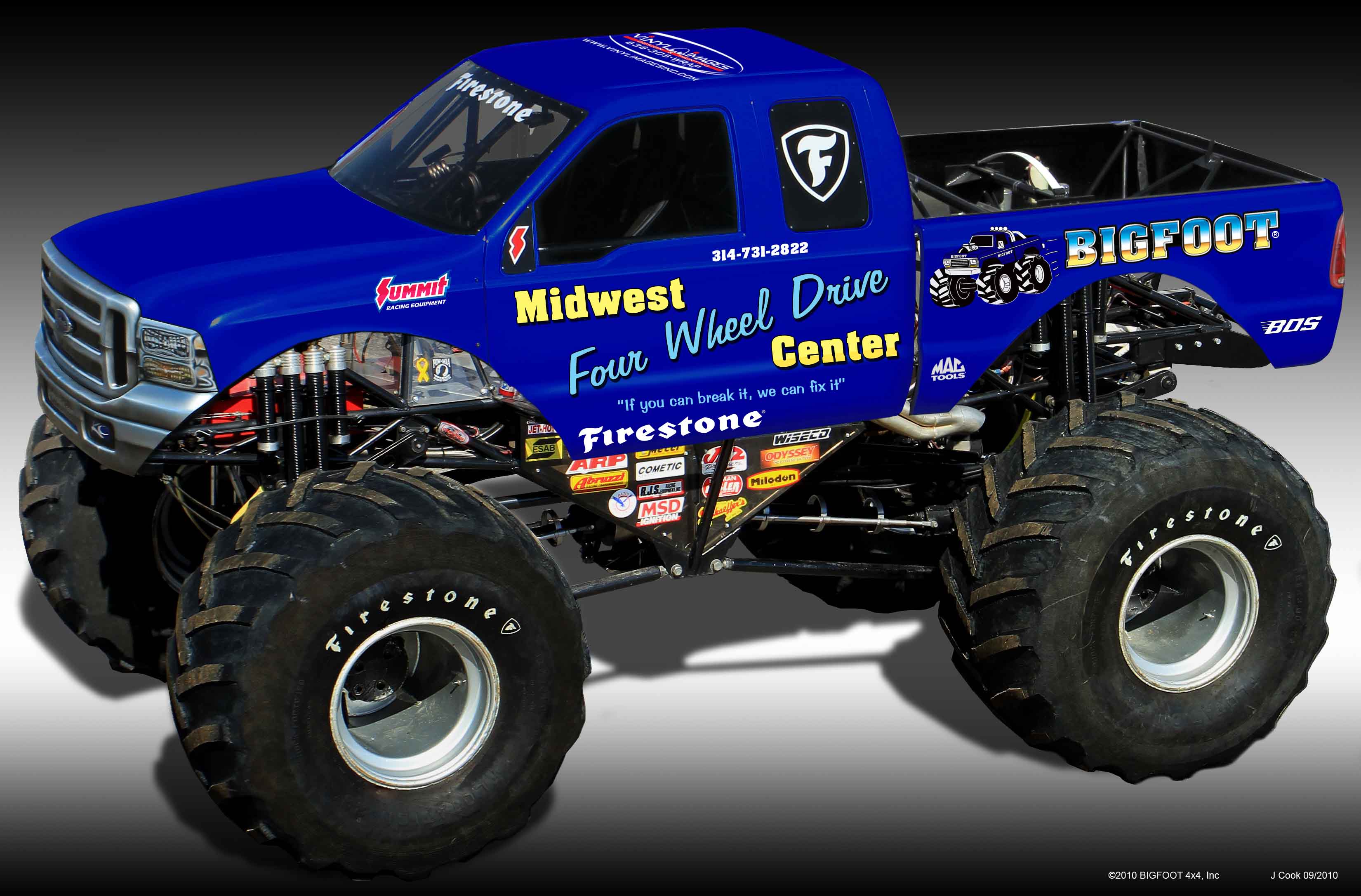 3300x2172 Bigfoot Monster Truck Wallpaper