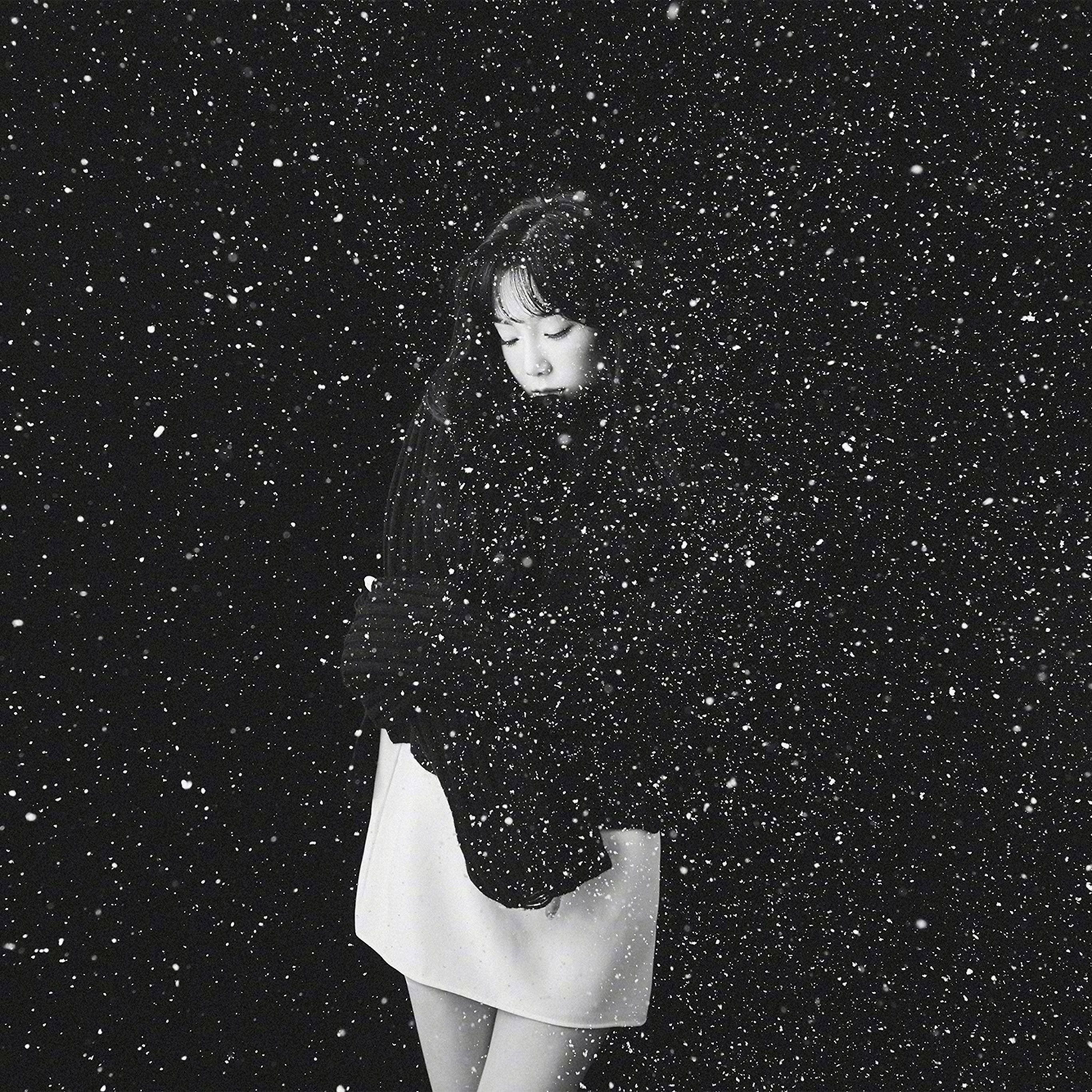 2732x2732 Snow Girl Snsd Taeyeon Black Bw Kpop