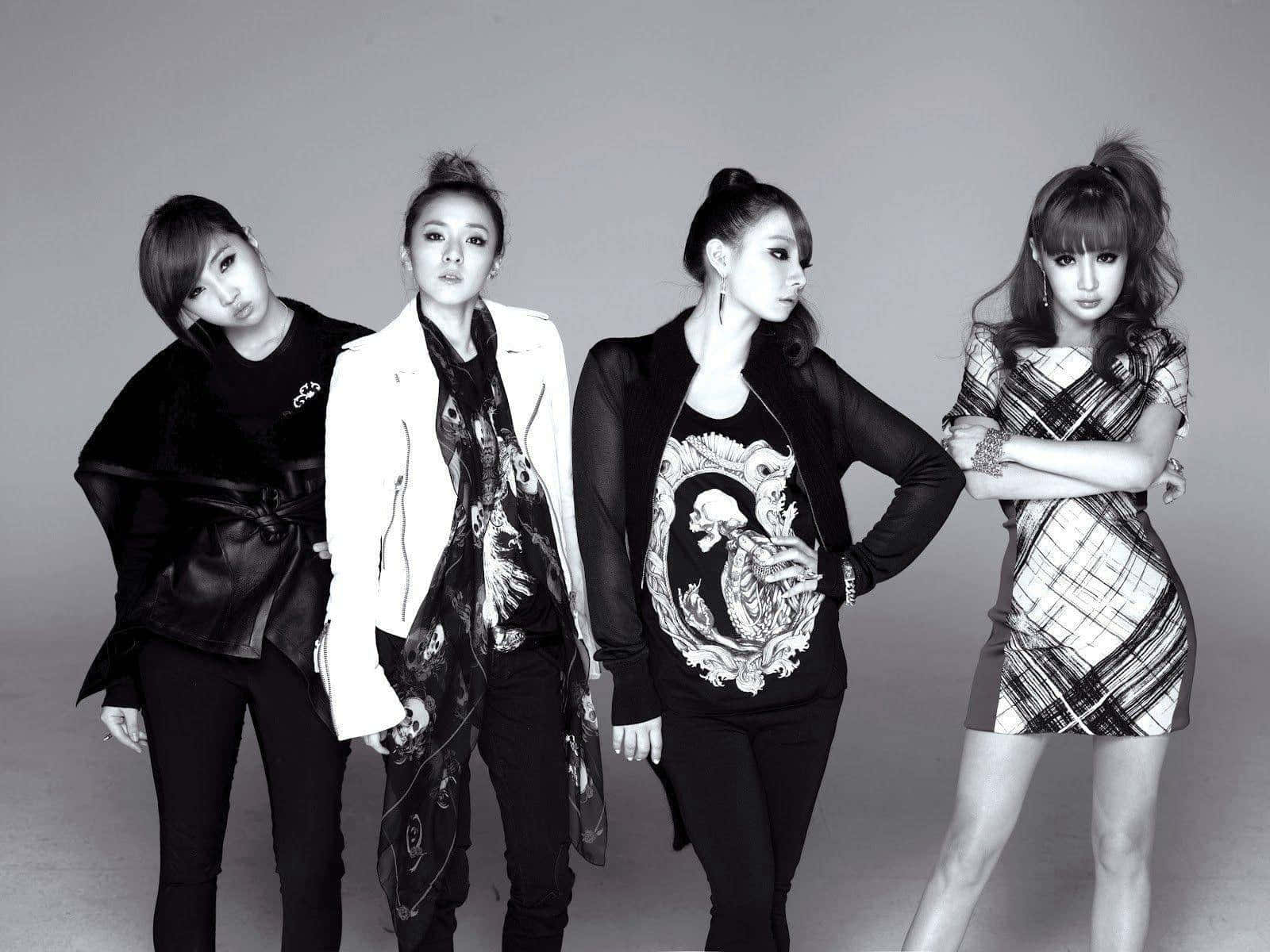 1600x1200 Dark Aesthetic 2NE1 Kpop Picture
