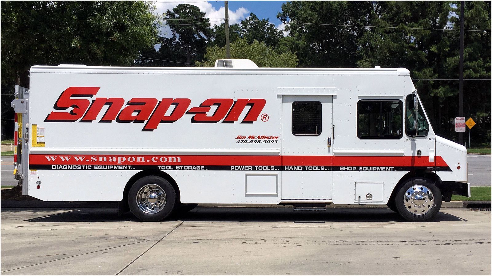 1600x900 Snap On Delivery & Service Truck. I