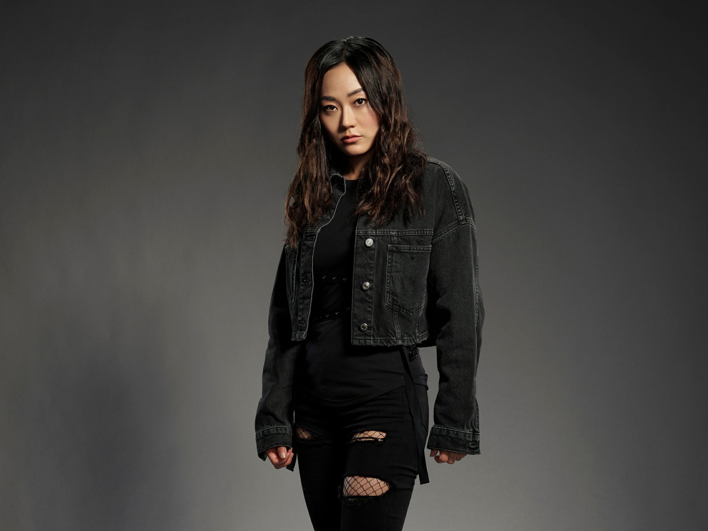 2250x1688 Download Kimiko Miyashiro TV Show