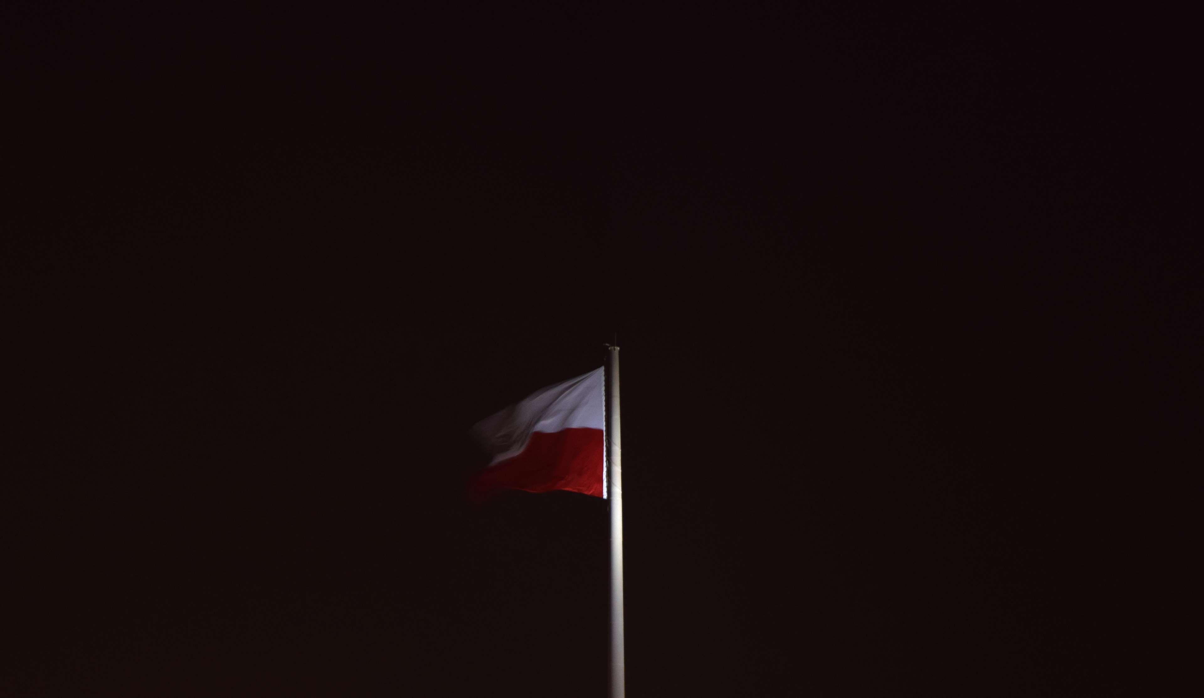 Poland Flag Wallpapers - Top Free Poland Flag Backgrounds - WallpaperAccess