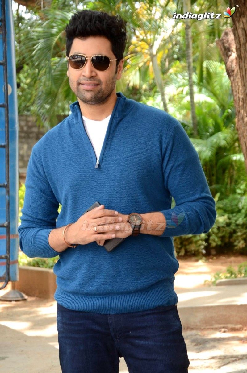 800x1209 Adivi Sesh Photo Actor photo